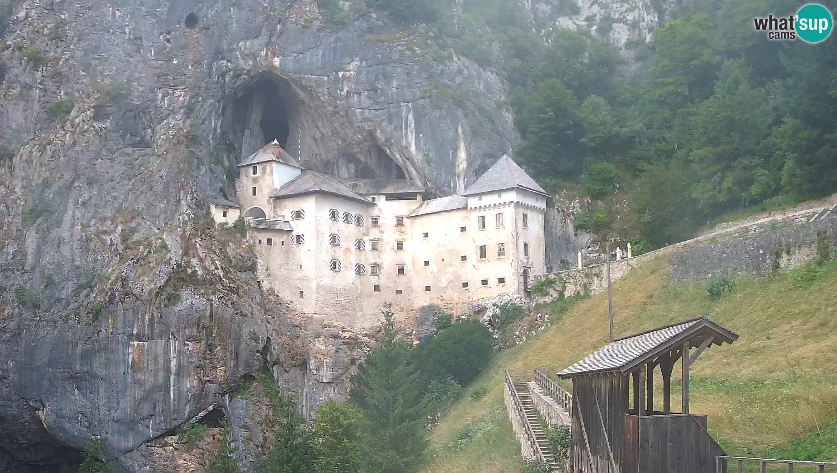 Live Webcam Castello di Predjama – Postumia – Slovenia
