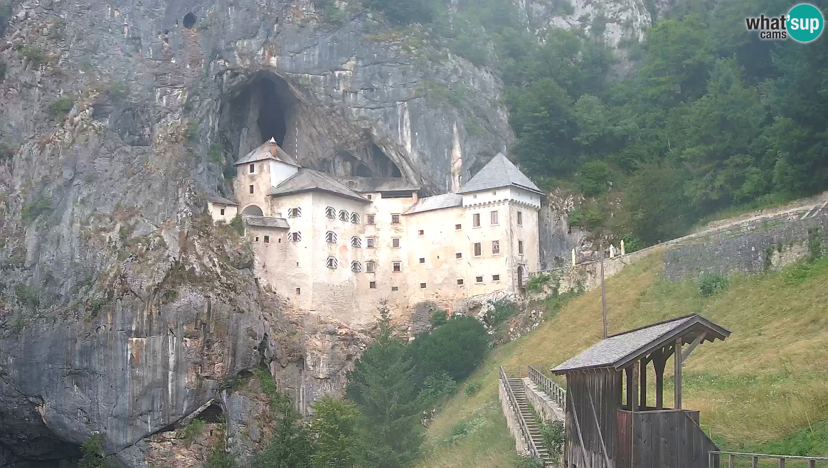 Camera en vivo Castillo de Predjama – Postojna – Eslovenia