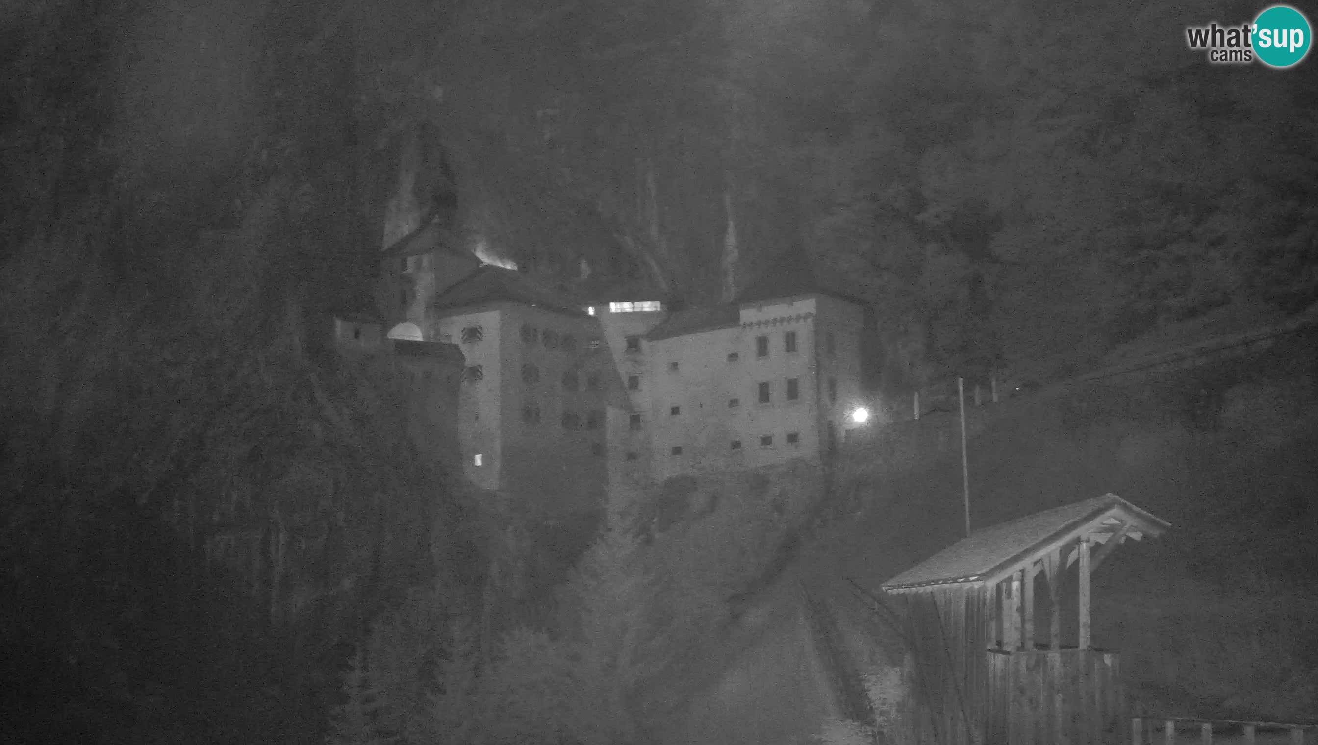 Web kamera Predjamski dvorac – Postojna – Slovenija