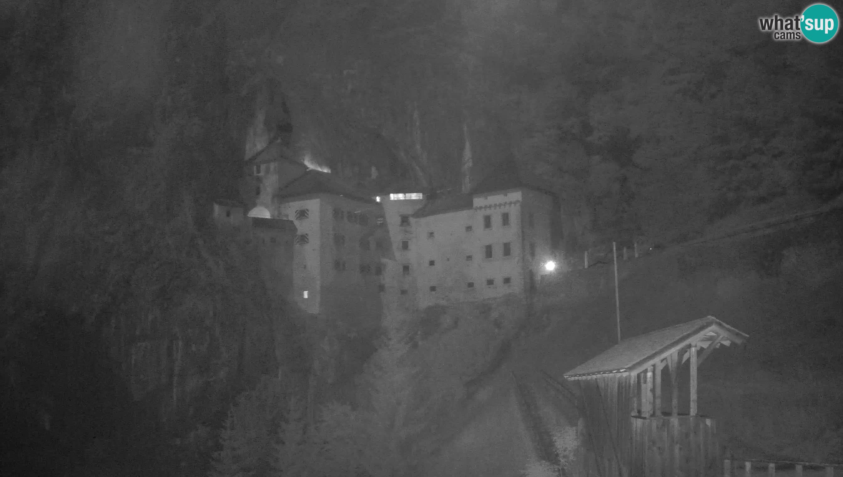 Live Webcam Grad Predjama – Château de Predjama – Postojna – Slovénie