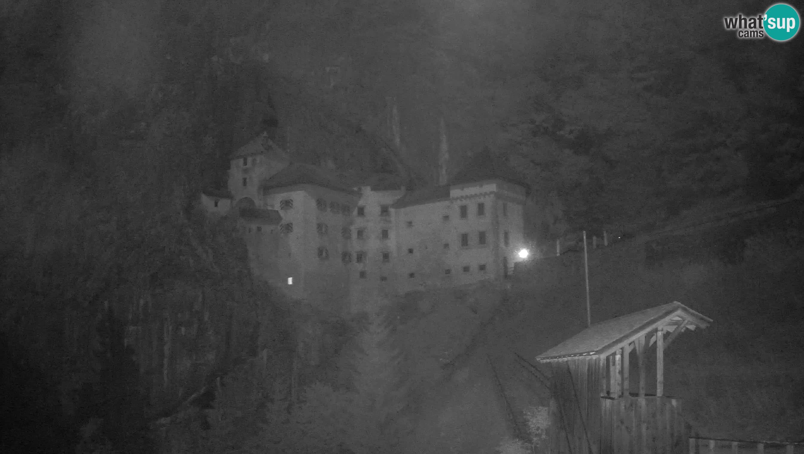 Live Webcam Höhlenburg Predjama – Postojna – Slowenien