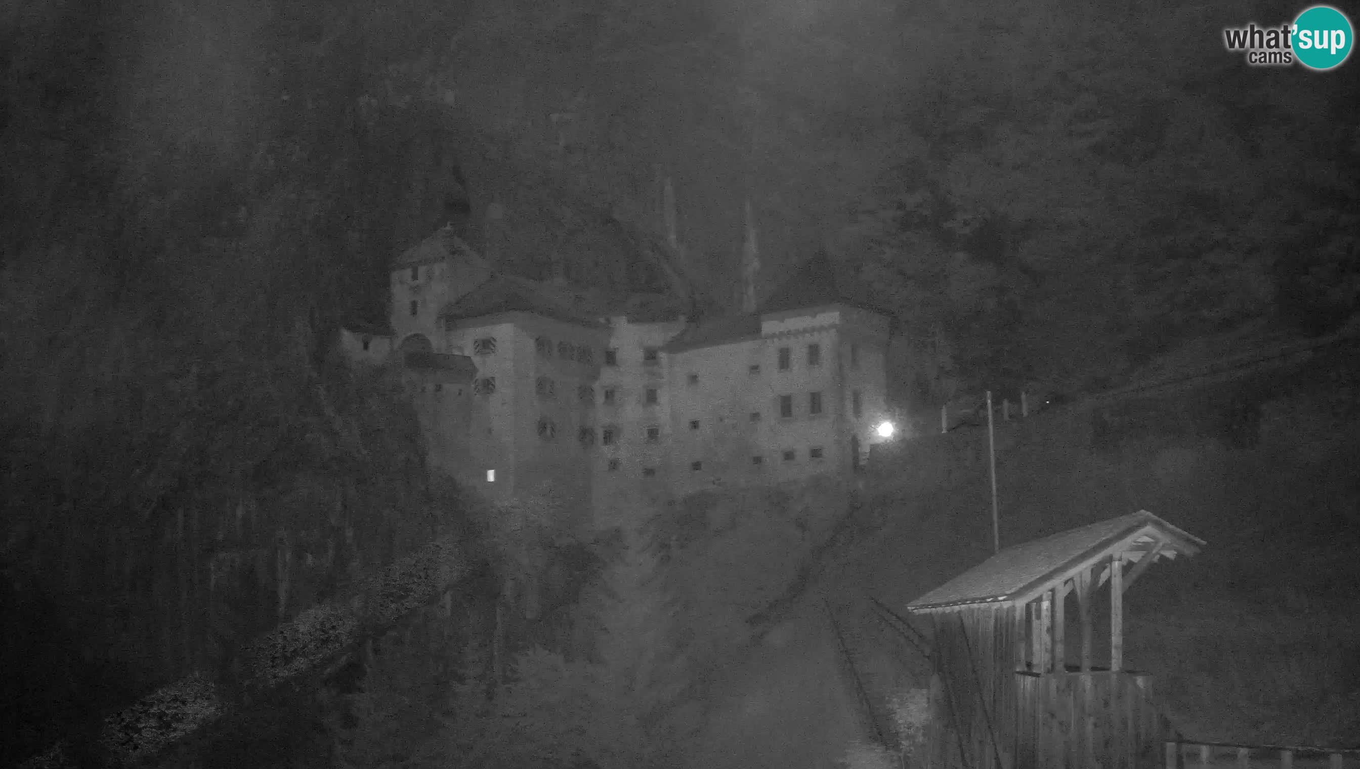 Live Webcam Predjamski grad – Predjama Castle – Postojna – Slovenia