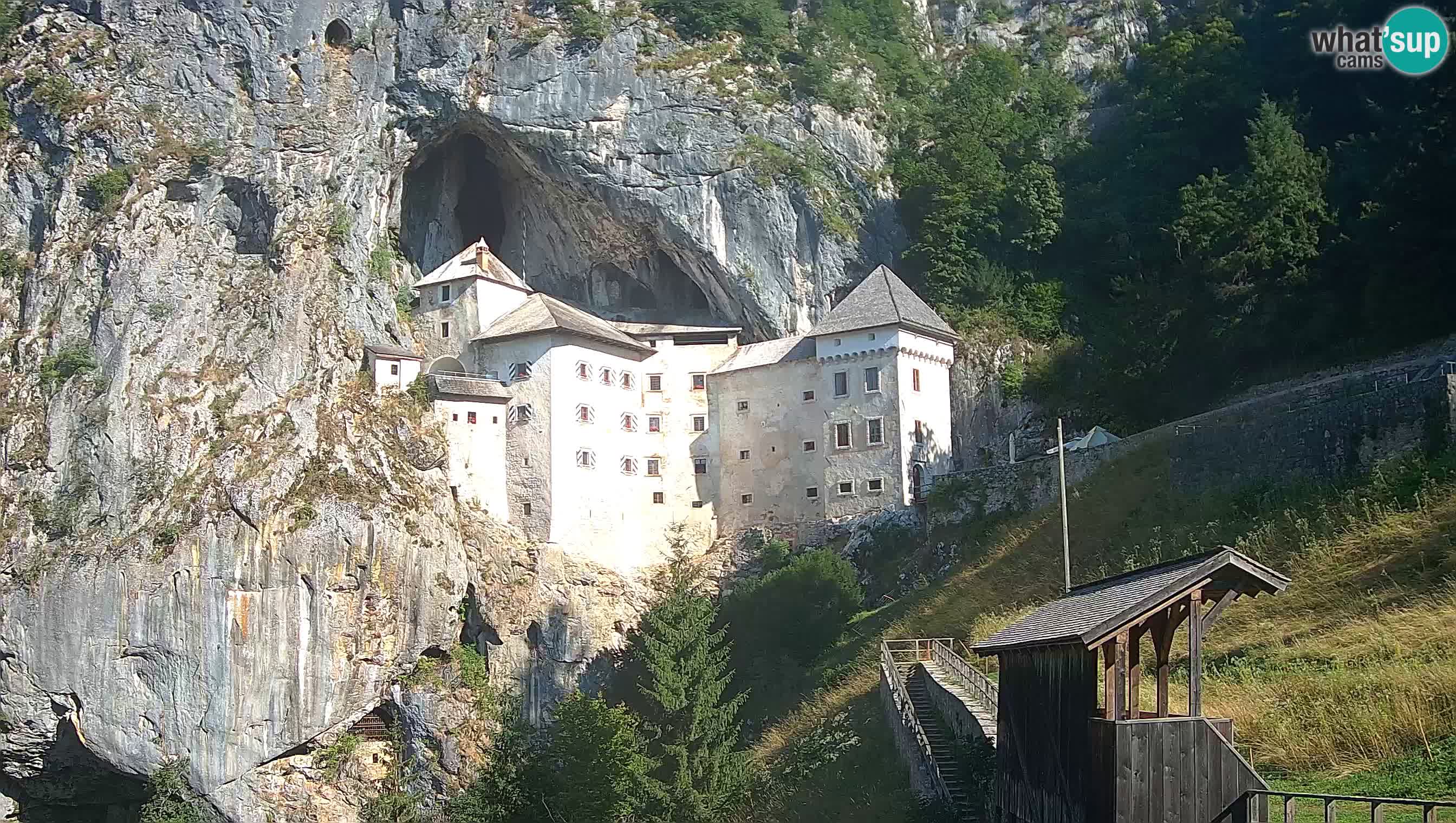 Live Webcam Predjamski grad – Predjama Castle – Postojna – Slovenia