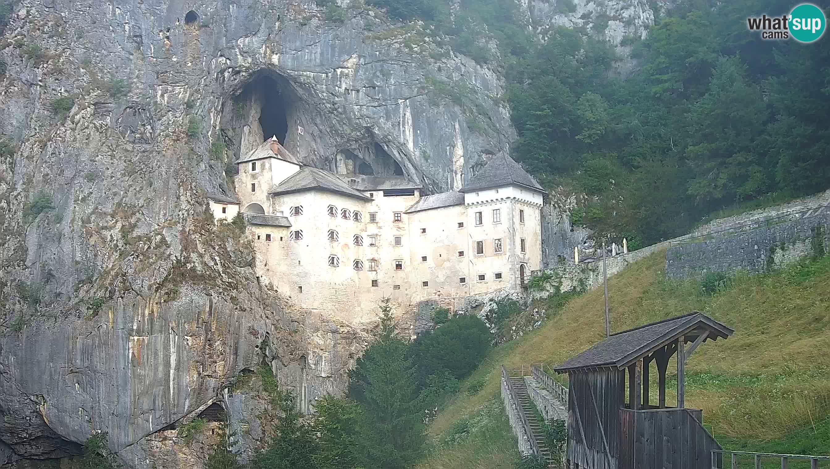 Web kamera Predjamski dvorac – Postojna – Slovenija