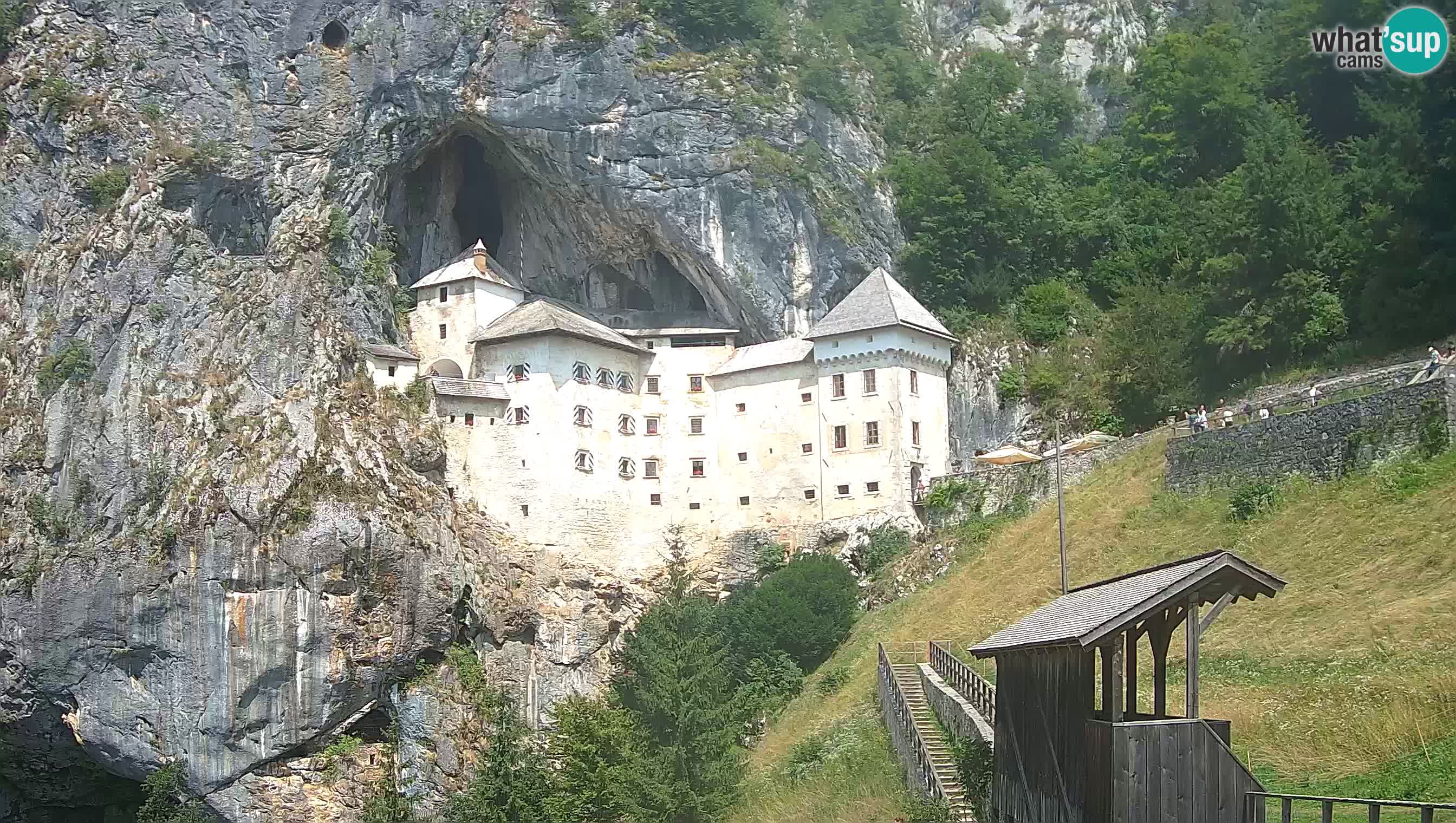 Live Webcam Höhlenburg Predjama – Postojna – Slowenien