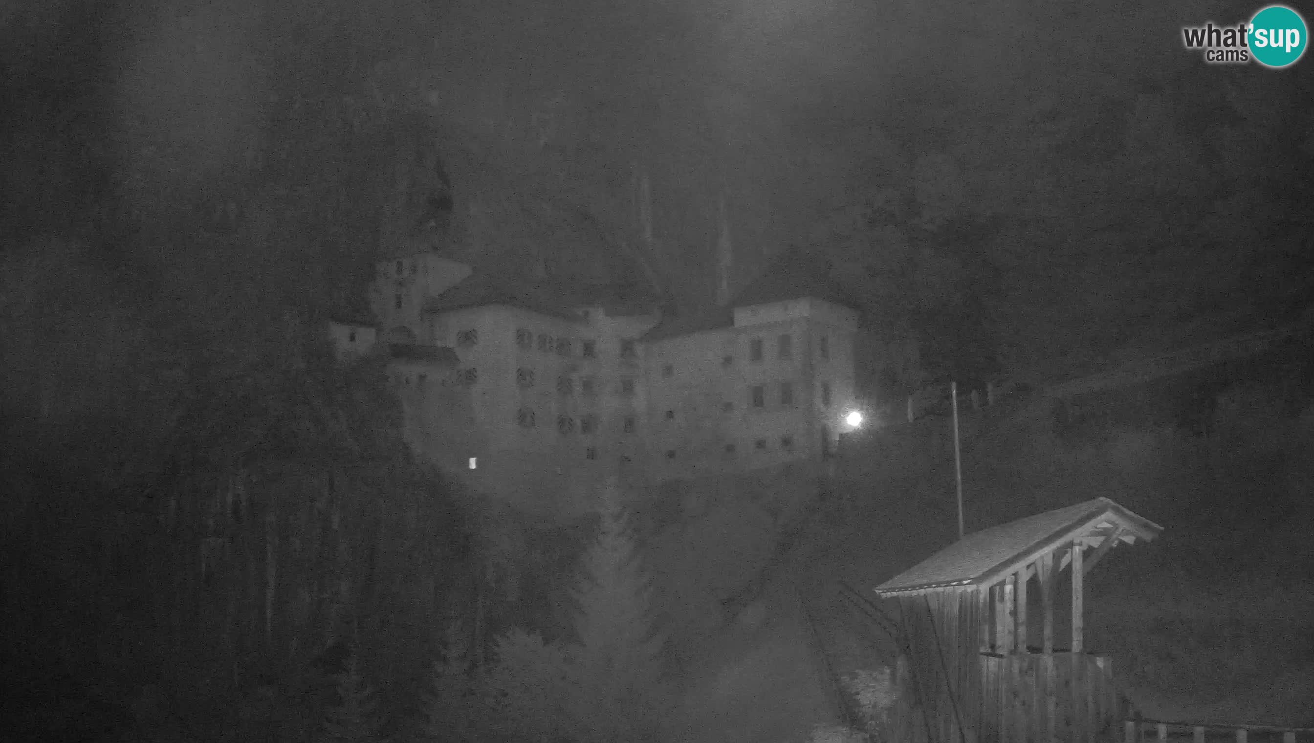 Web kamera Predjamski dvorac – Postojna – Slovenija