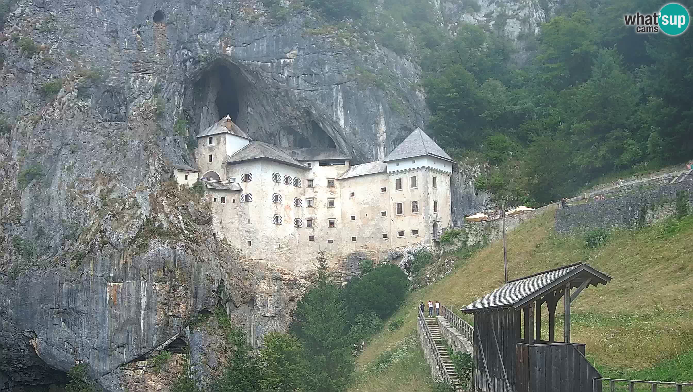 Live Webcam Höhlenburg Predjama – Postojna – Slowenien