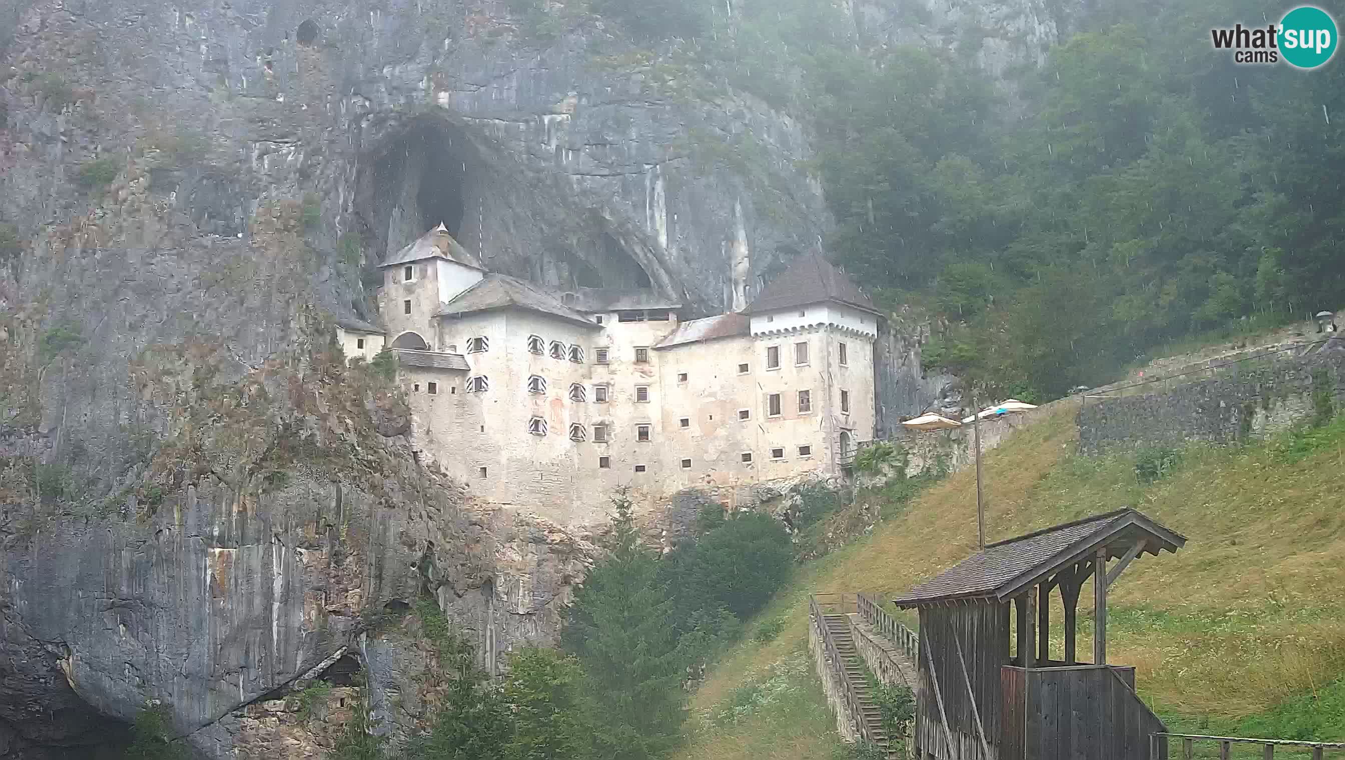 Live Webcam Castello di Predjama – Postumia – Slovenia