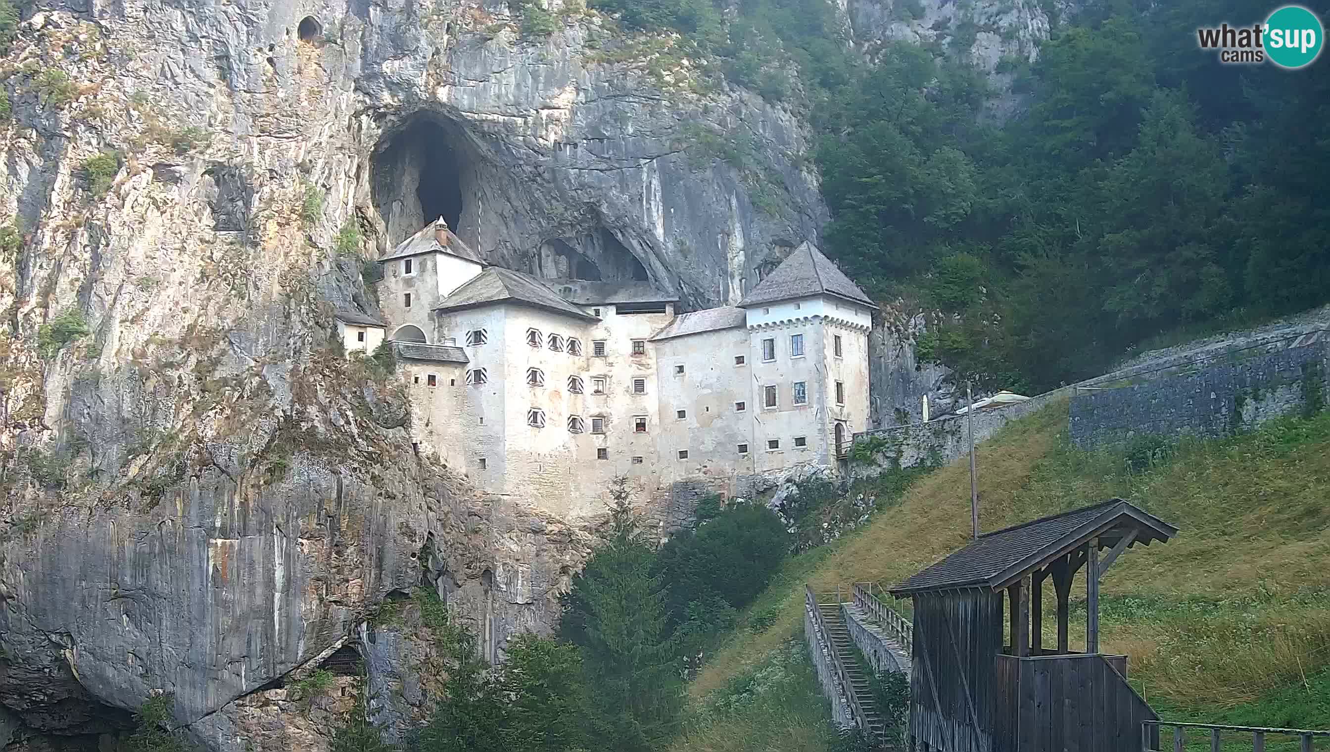 Live Webcam Predjamski grad – Predjama Castle – Postojna – Slovenia
