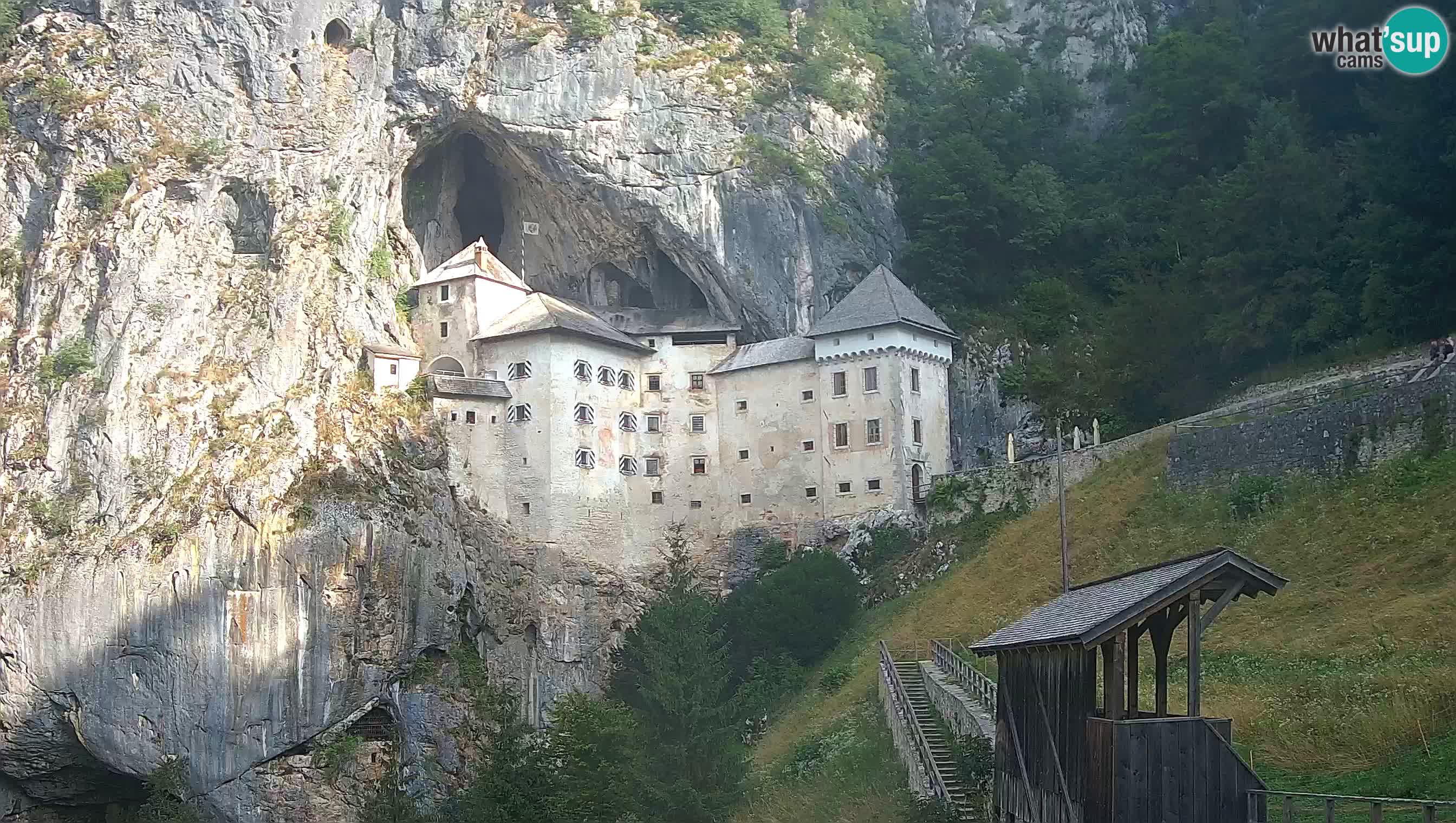 Live Webcam Castello di Predjama – Postumia – Slovenia