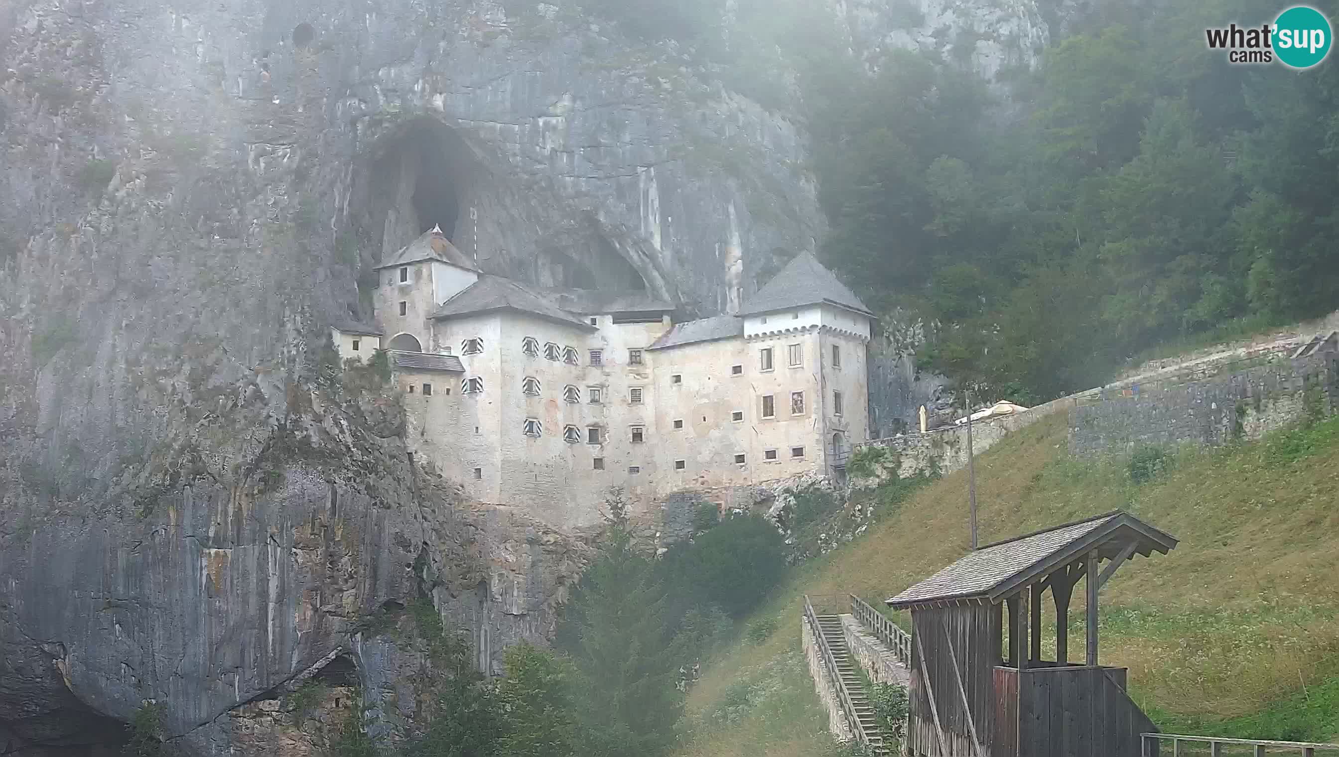 Live Webcam Predjamski grad – Predjama Castle – Postojna – Slovenia