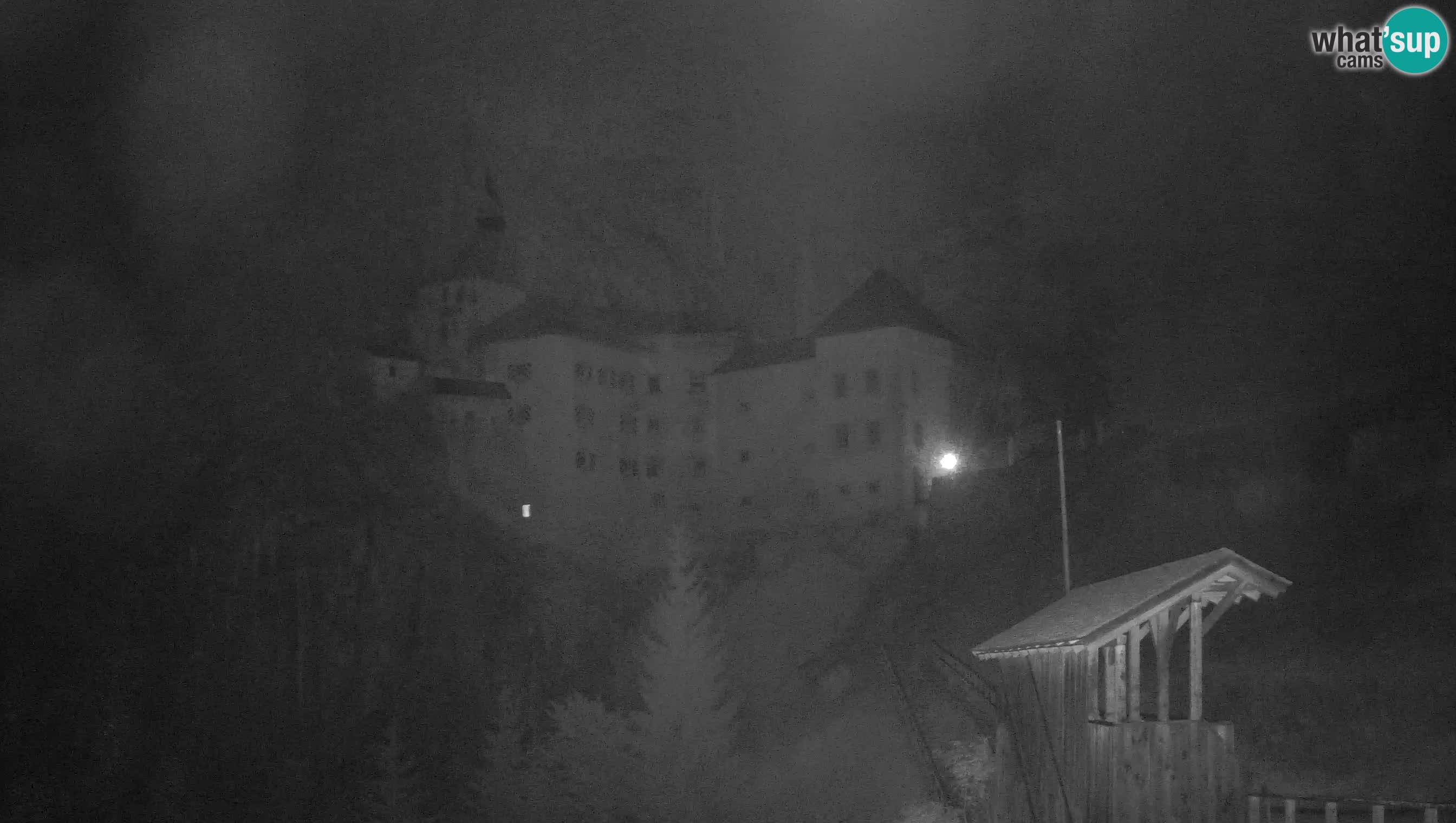 Live Webcam Grad Predjama – Château de Predjama – Postojna – Slovénie