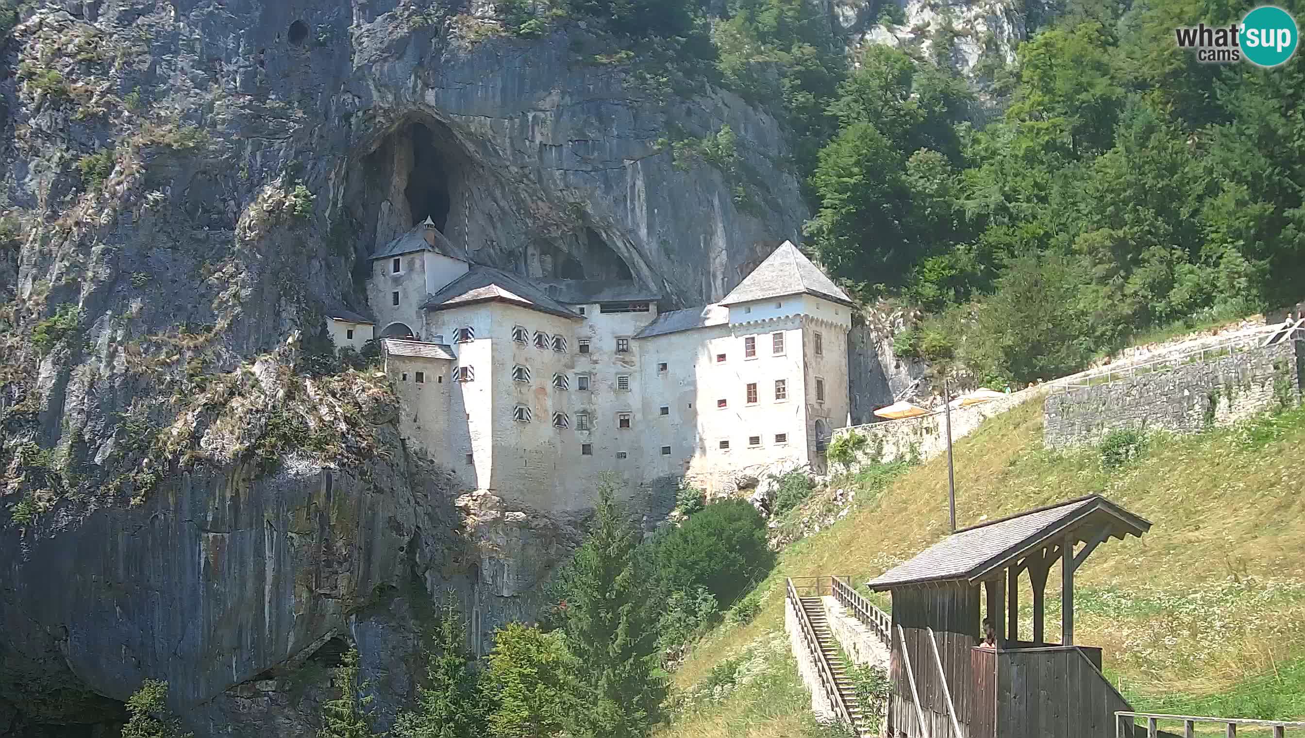 Live Webcam Predjamski grad – Predjama Castle – Postojna – Slovenia