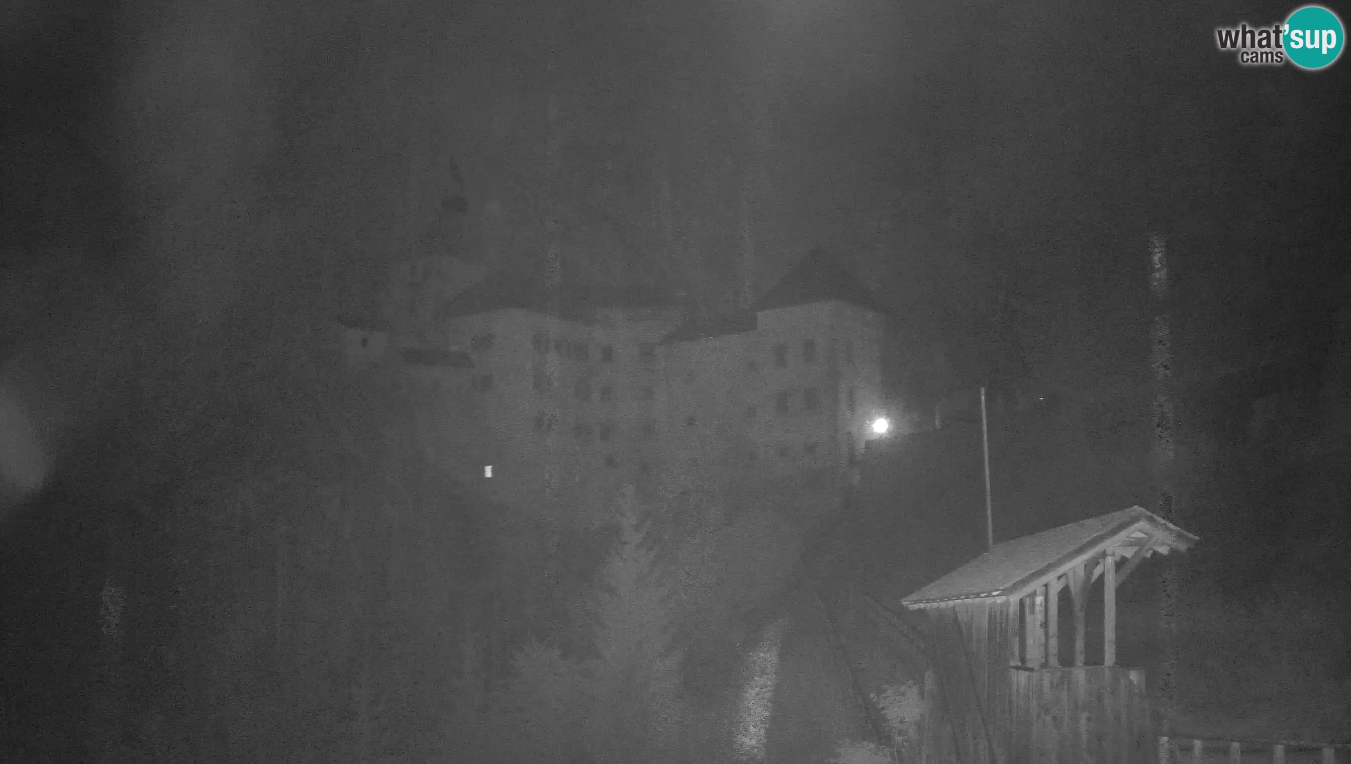 Live Webcam Grad Predjama – Château de Predjama – Postojna – Slovénie