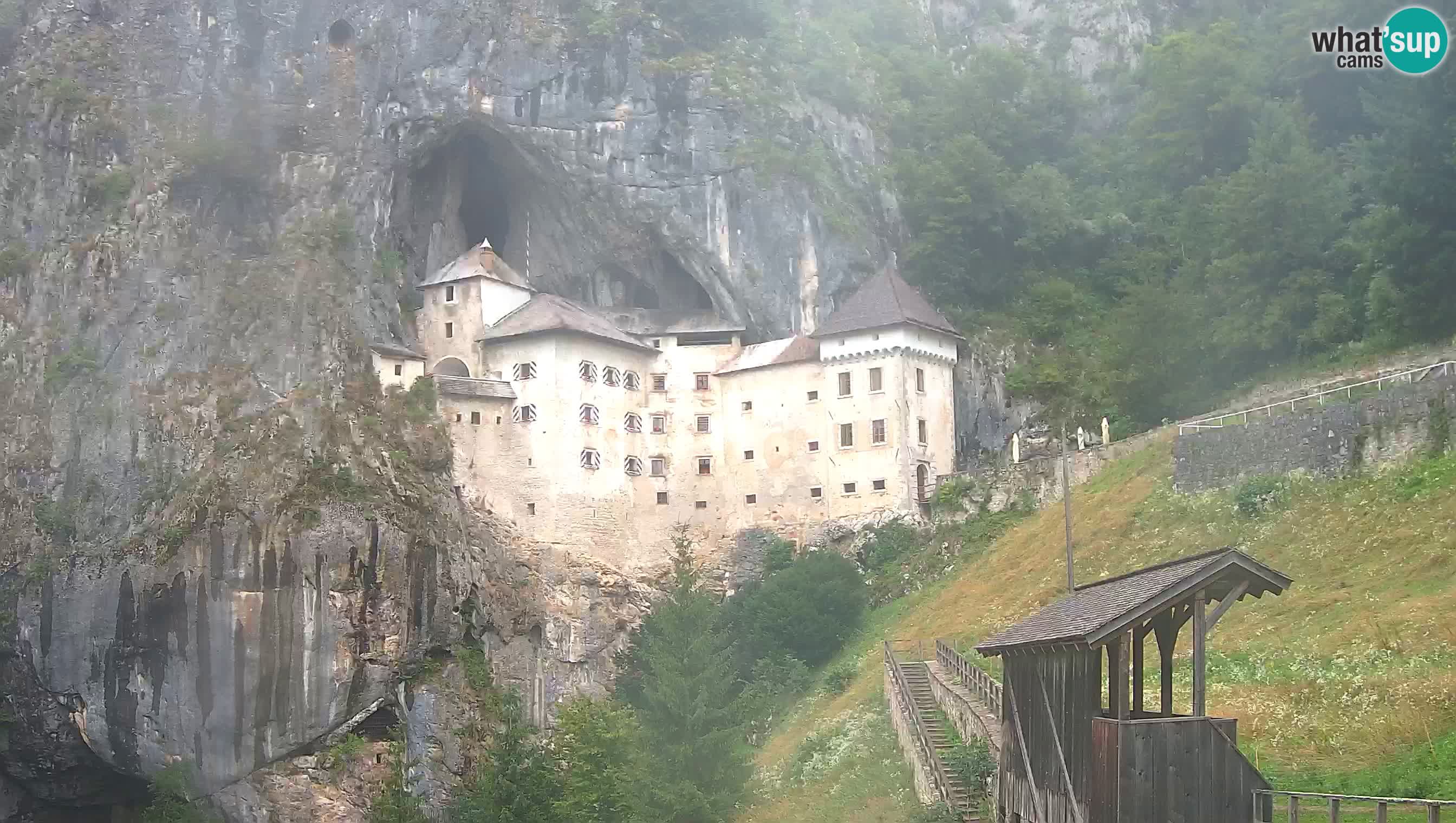 Live Webcam Predjamski grad – Predjama Castle – Postojna – Slovenia