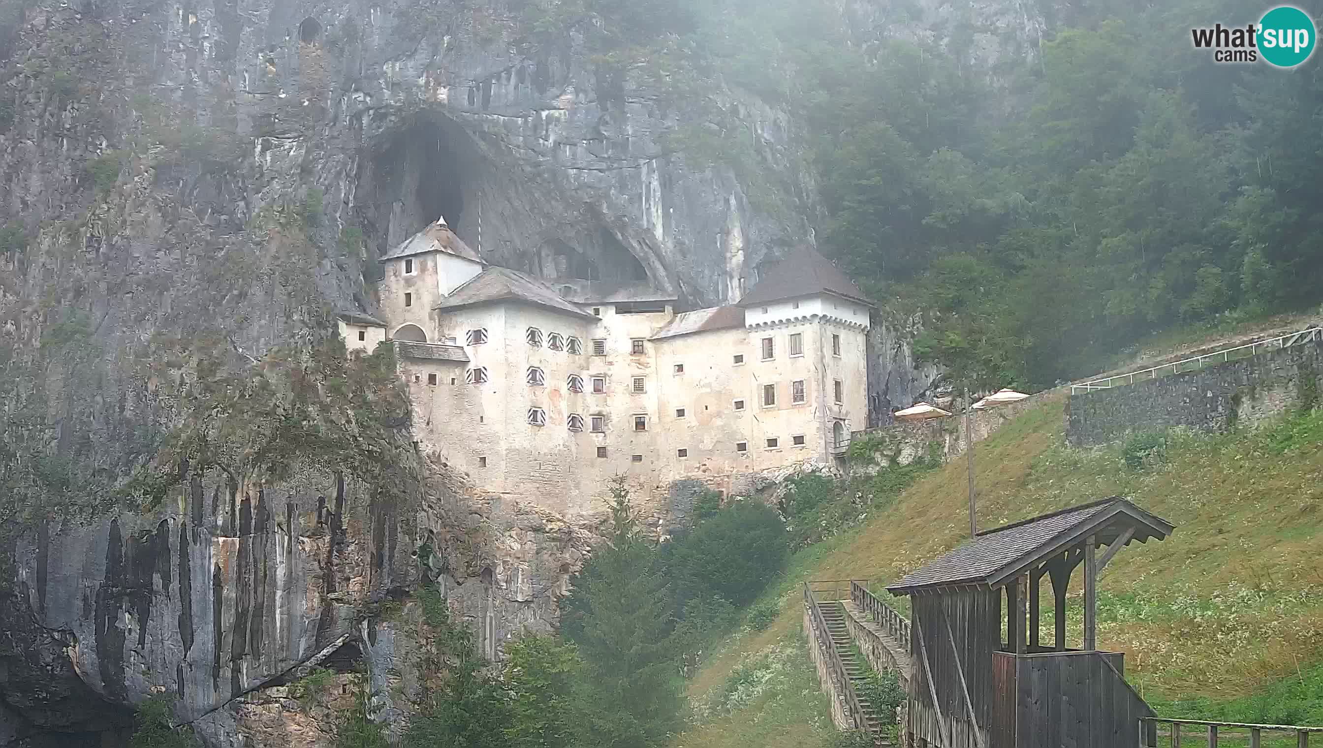 Live Webcam Predjamski grad – Predjama Castle – Postojna – Slovenia