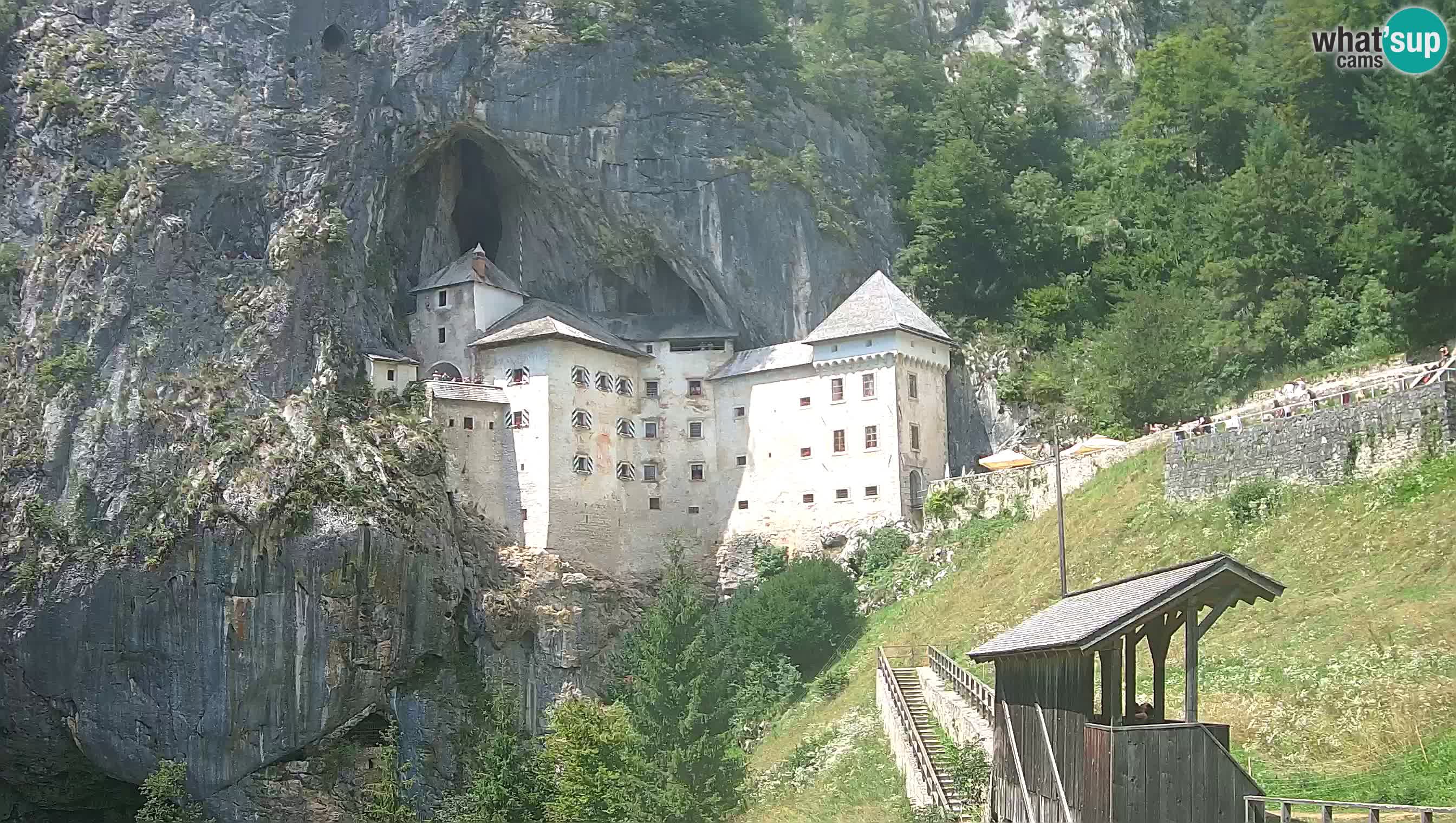 Live Webcam Predjamski grad – Predjama Castle – Postojna – Slovenia