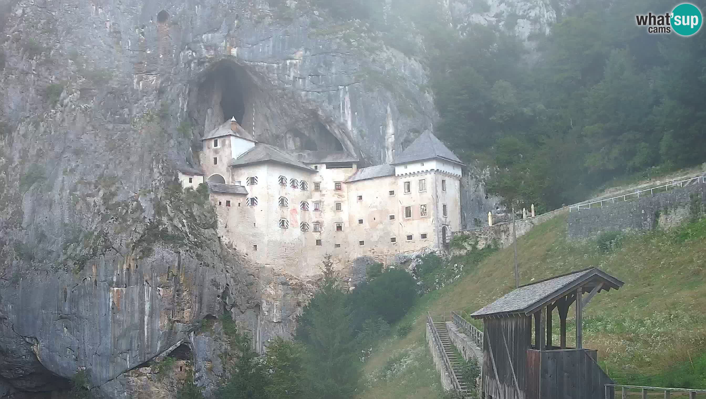 Live Webcam Predjamski grad – Predjama Castle – Postojna – Slovenia