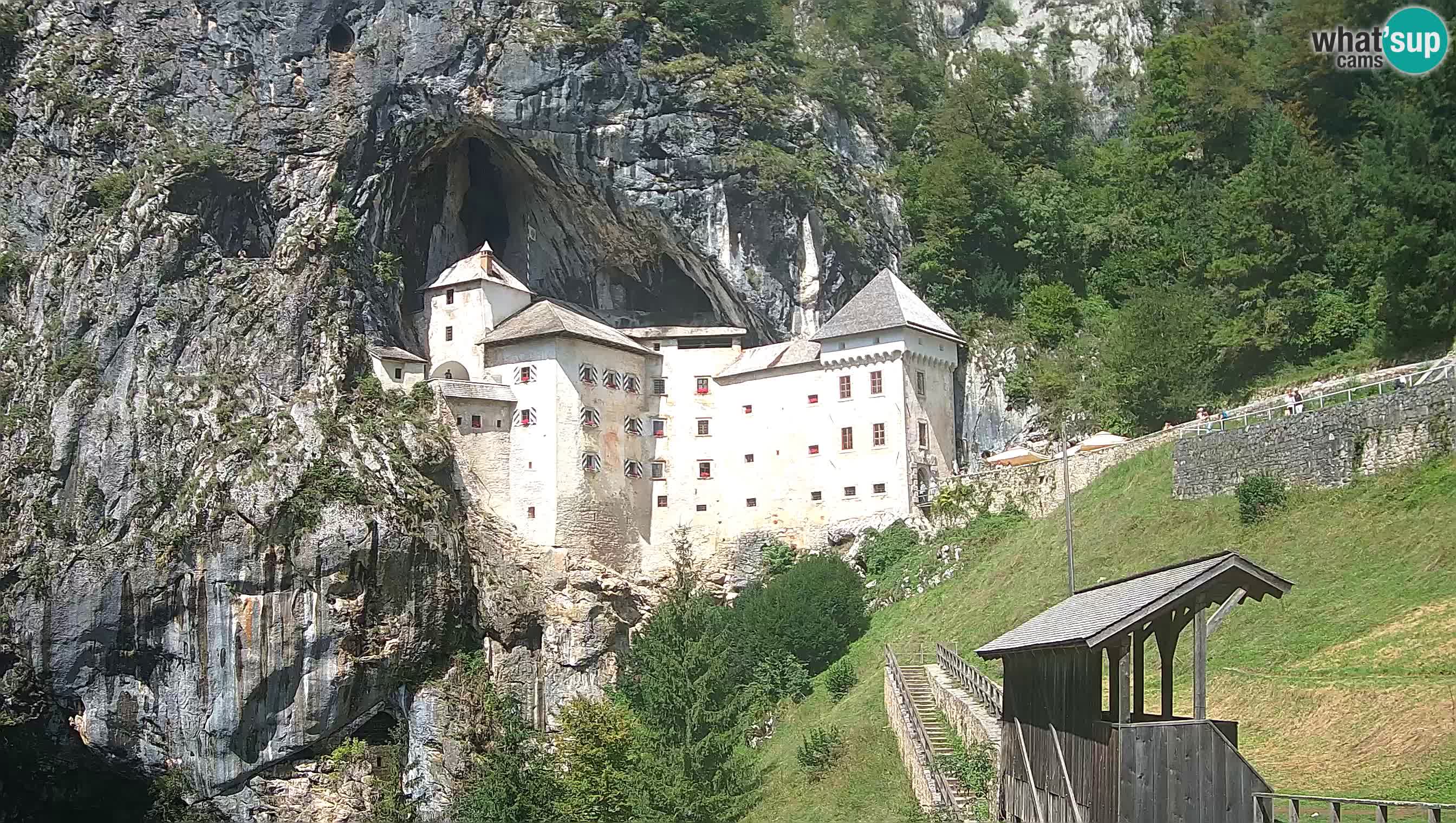 Live Webcam Predjamski grad – Predjama Castle – Postojna – Slovenia