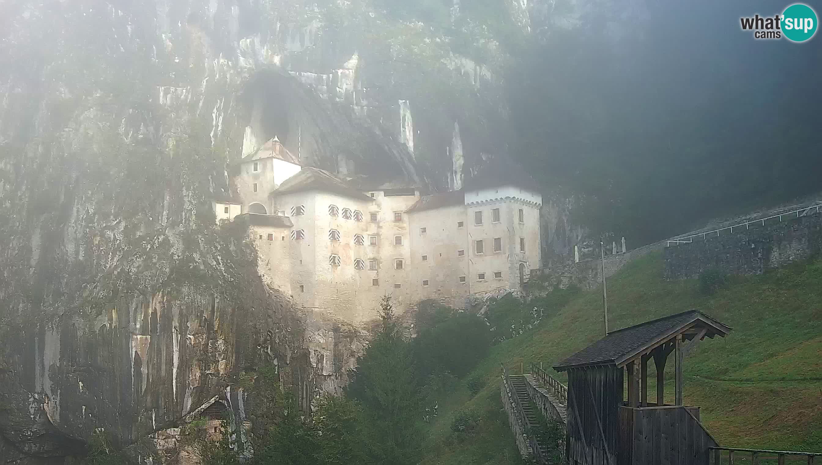 Predjama Castle