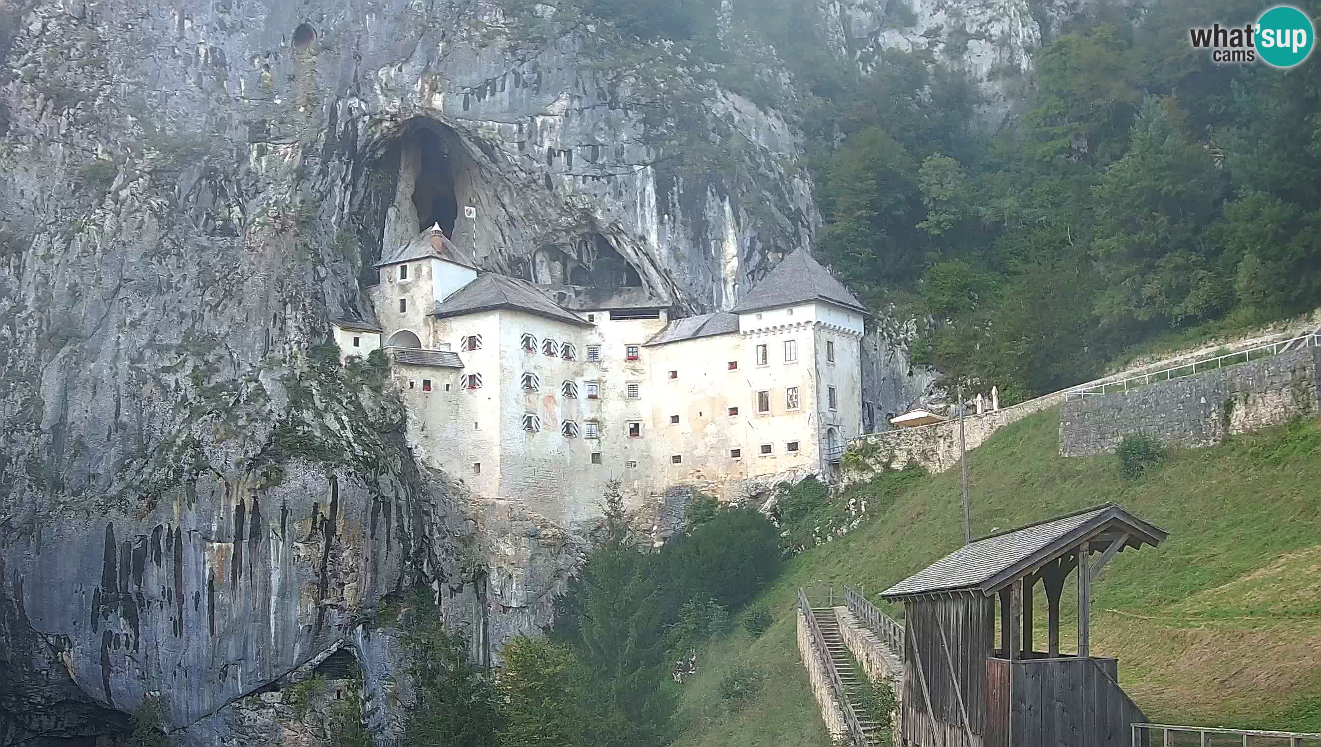 Live Webcam Castello di Predjama – Postumia – Slovenia