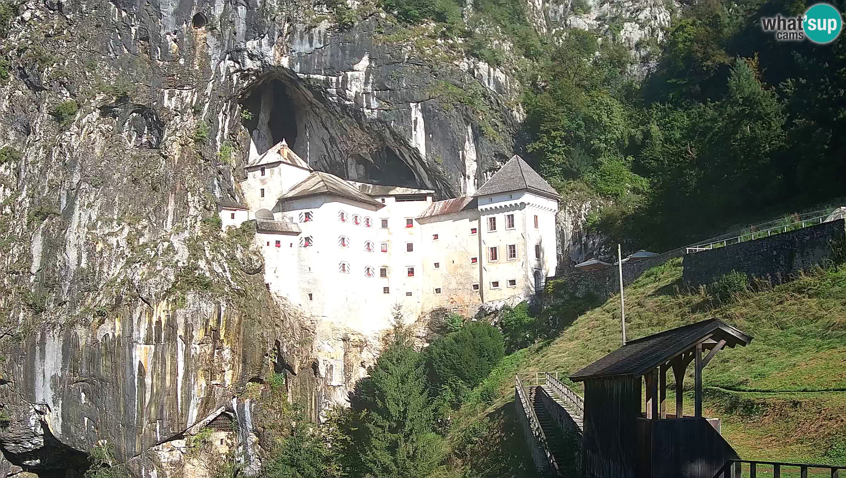 Web kamera Predjamski dvorac – Postojna – Slovenija