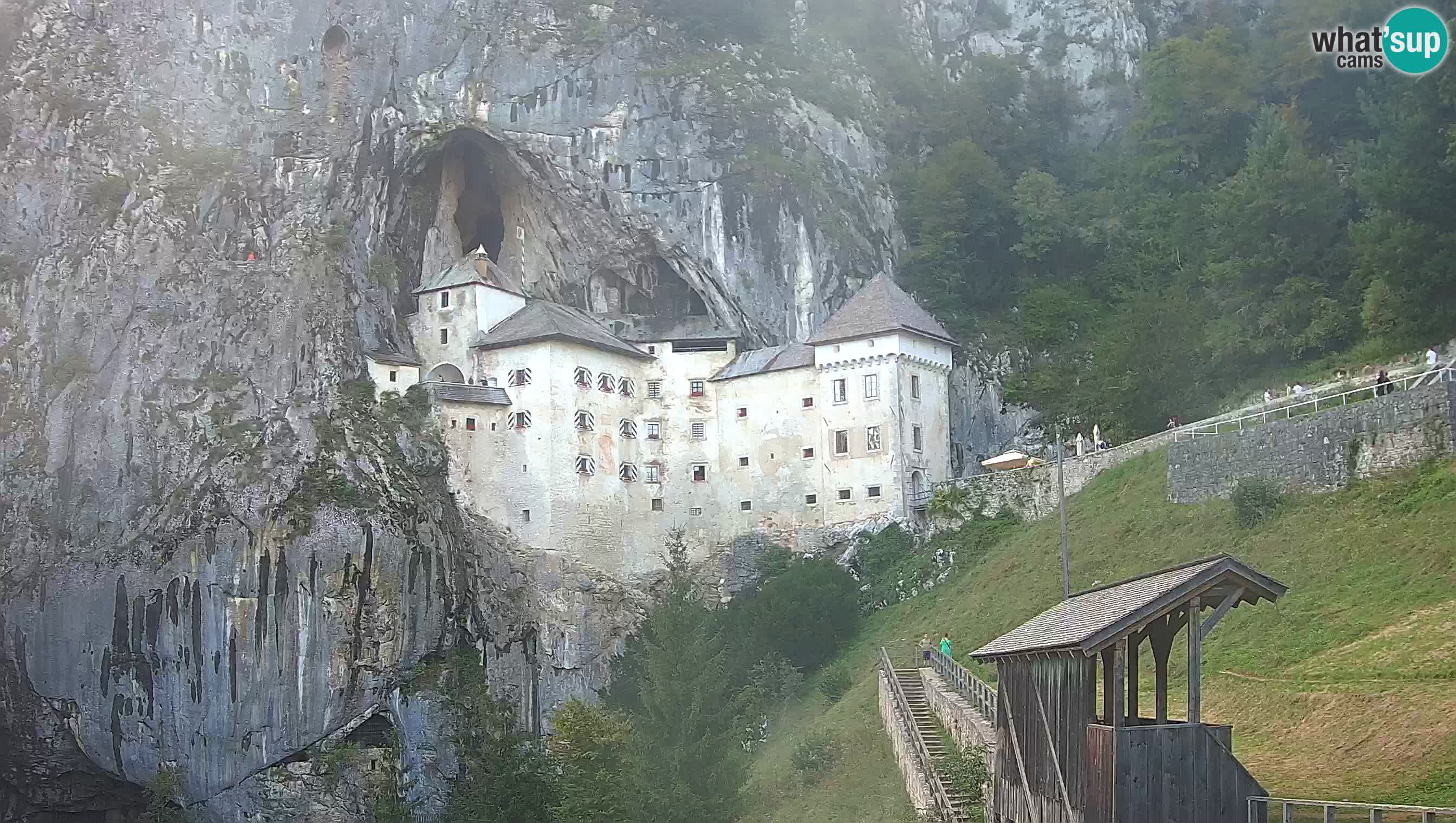 Web kamera Predjamski dvorac – Postojna – Slovenija