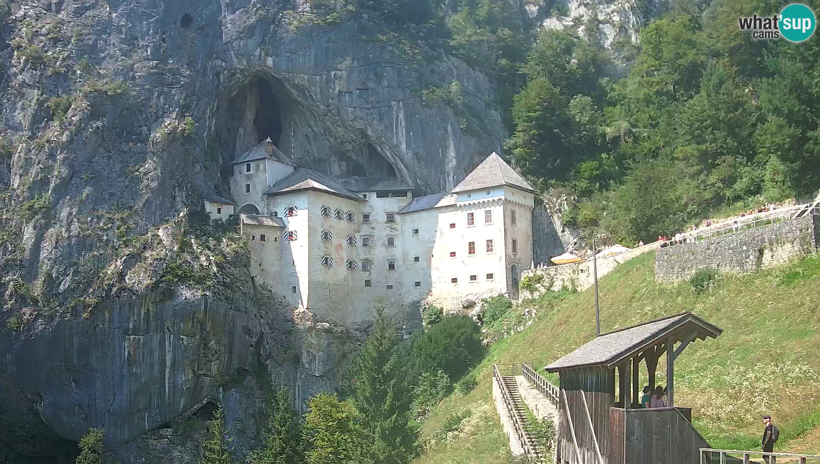 Live Webcam Höhlenburg Predjama – Postojna – Slowenien