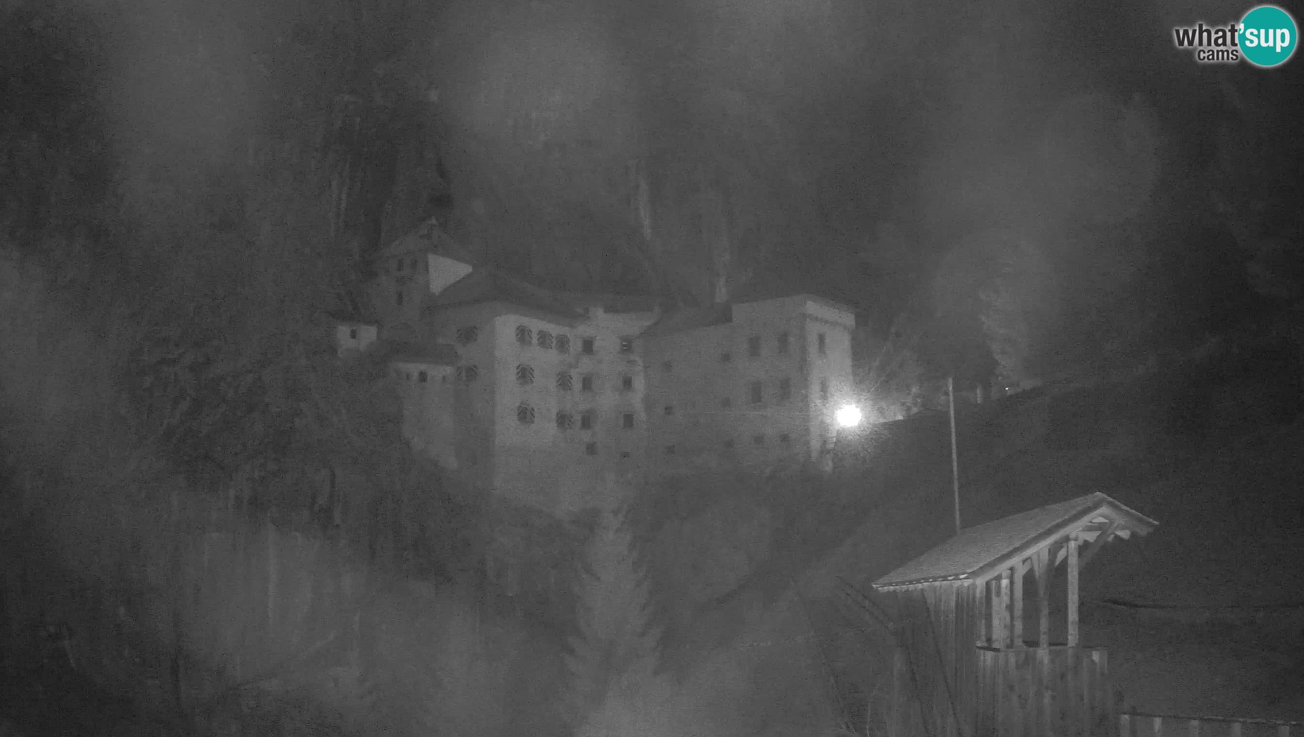 Live Webcam Höhlenburg Predjama – Postojna – Slowenien