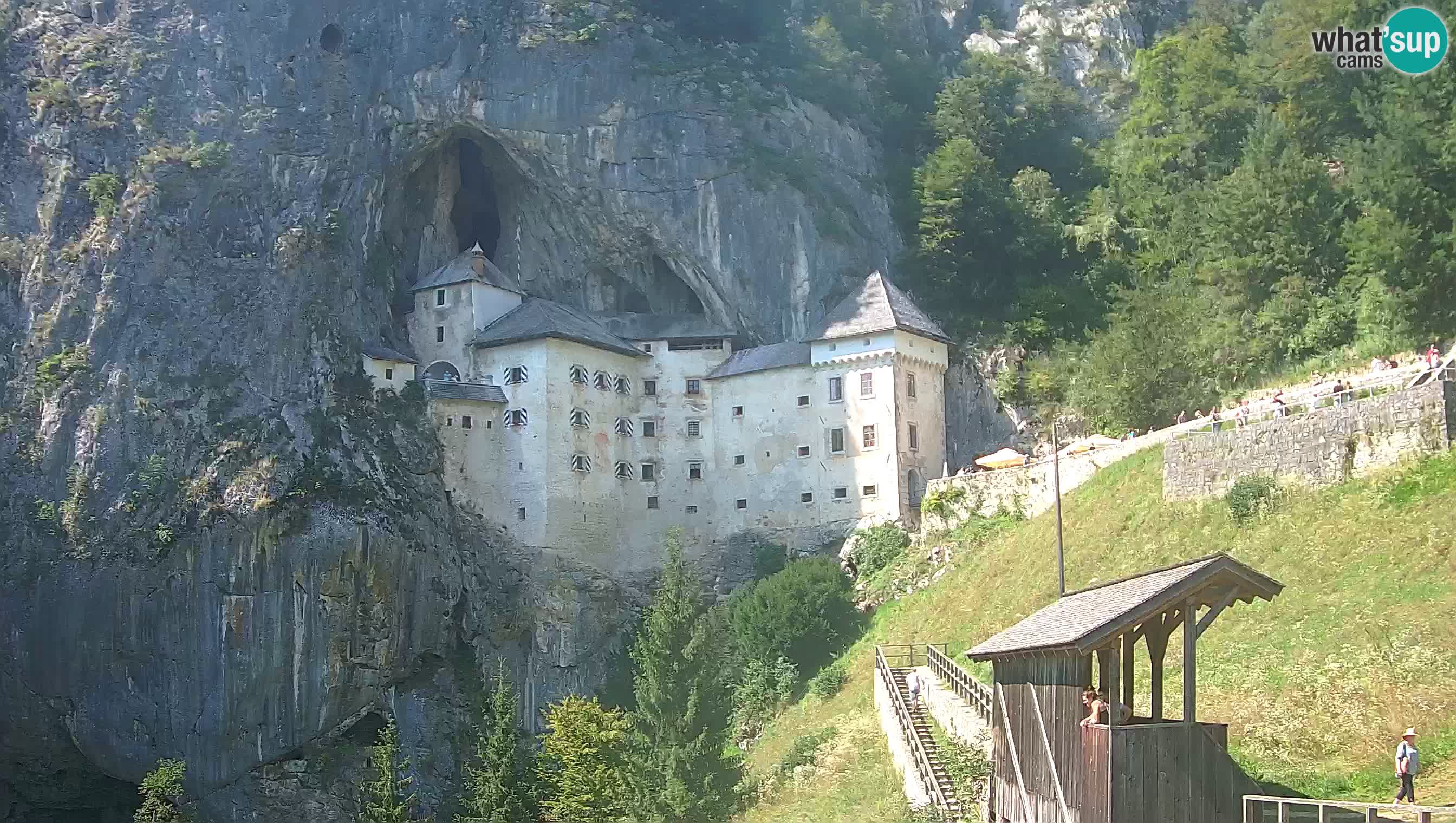 Live Webcam Predjamski grad – Predjama Castle – Postojna – Slovenia