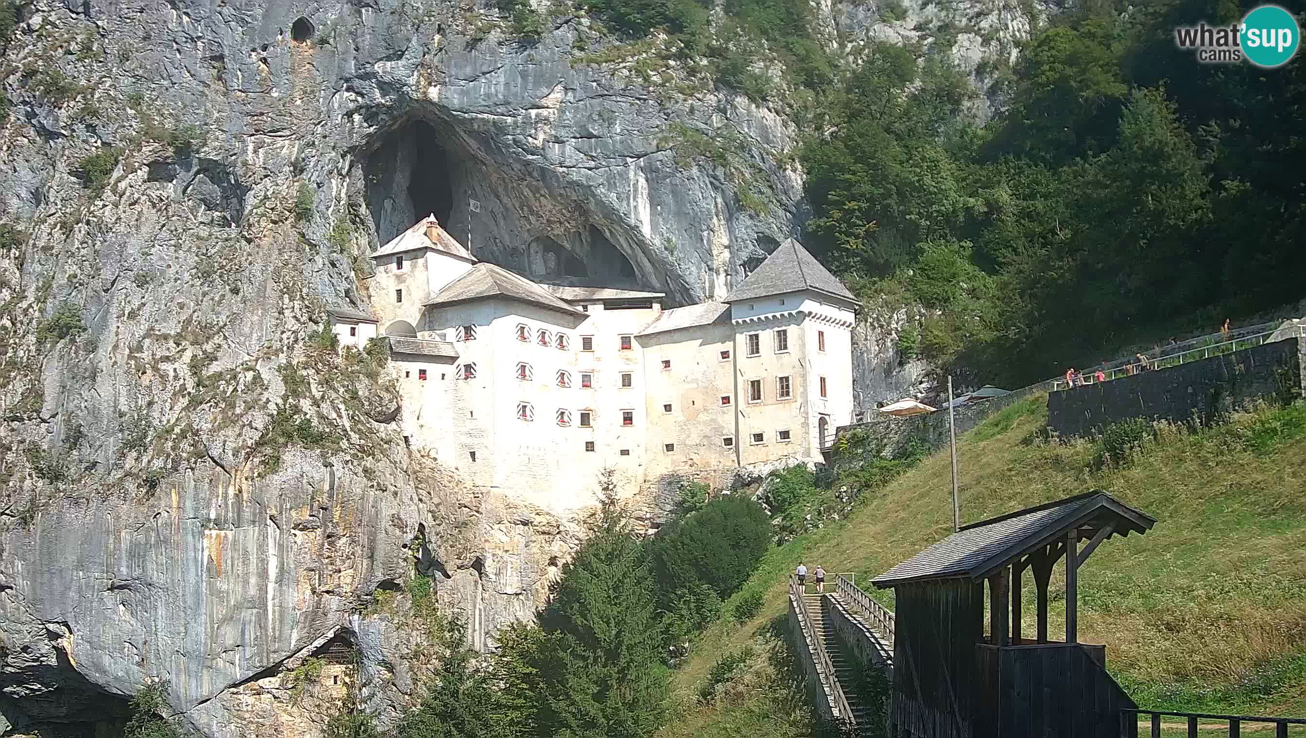 Live Webcam Grad Predjama – Château de Predjama – Postojna – Slovénie
