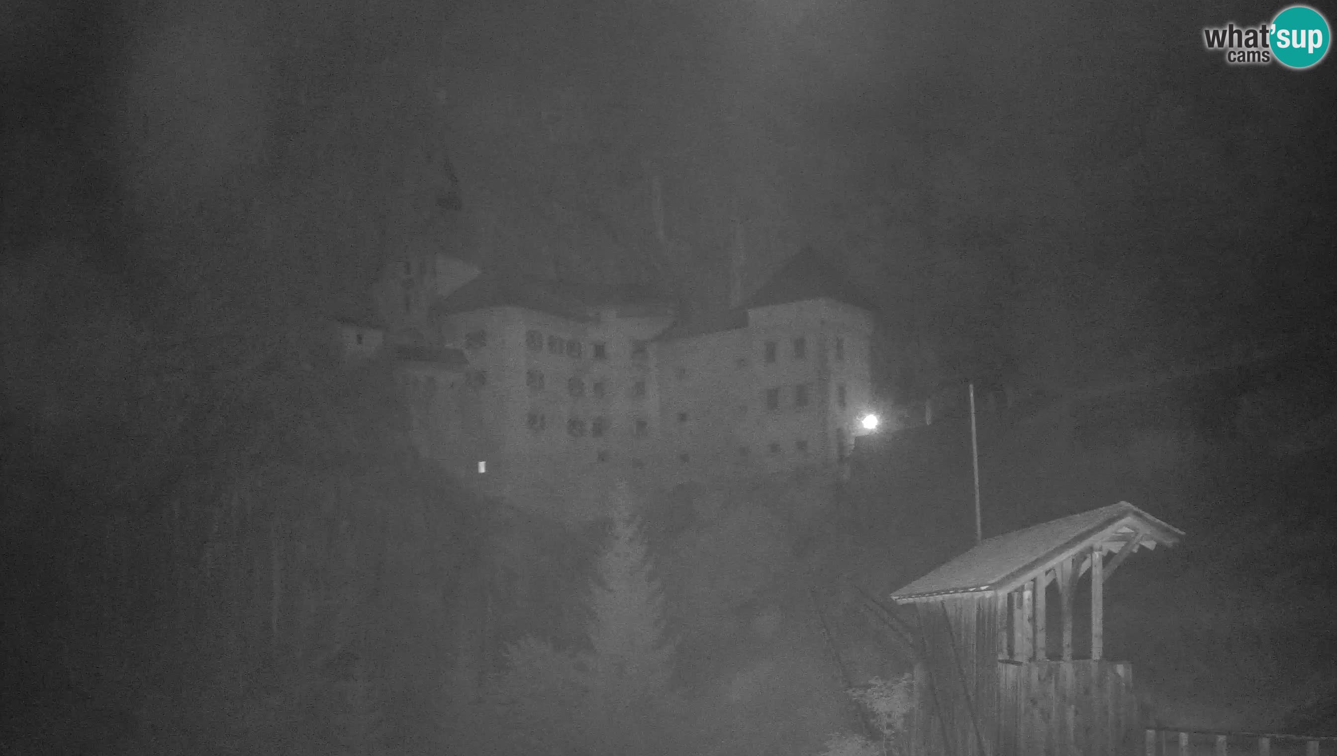 Live Webcam Grad Predjama – Château de Predjama – Postojna – Slovénie