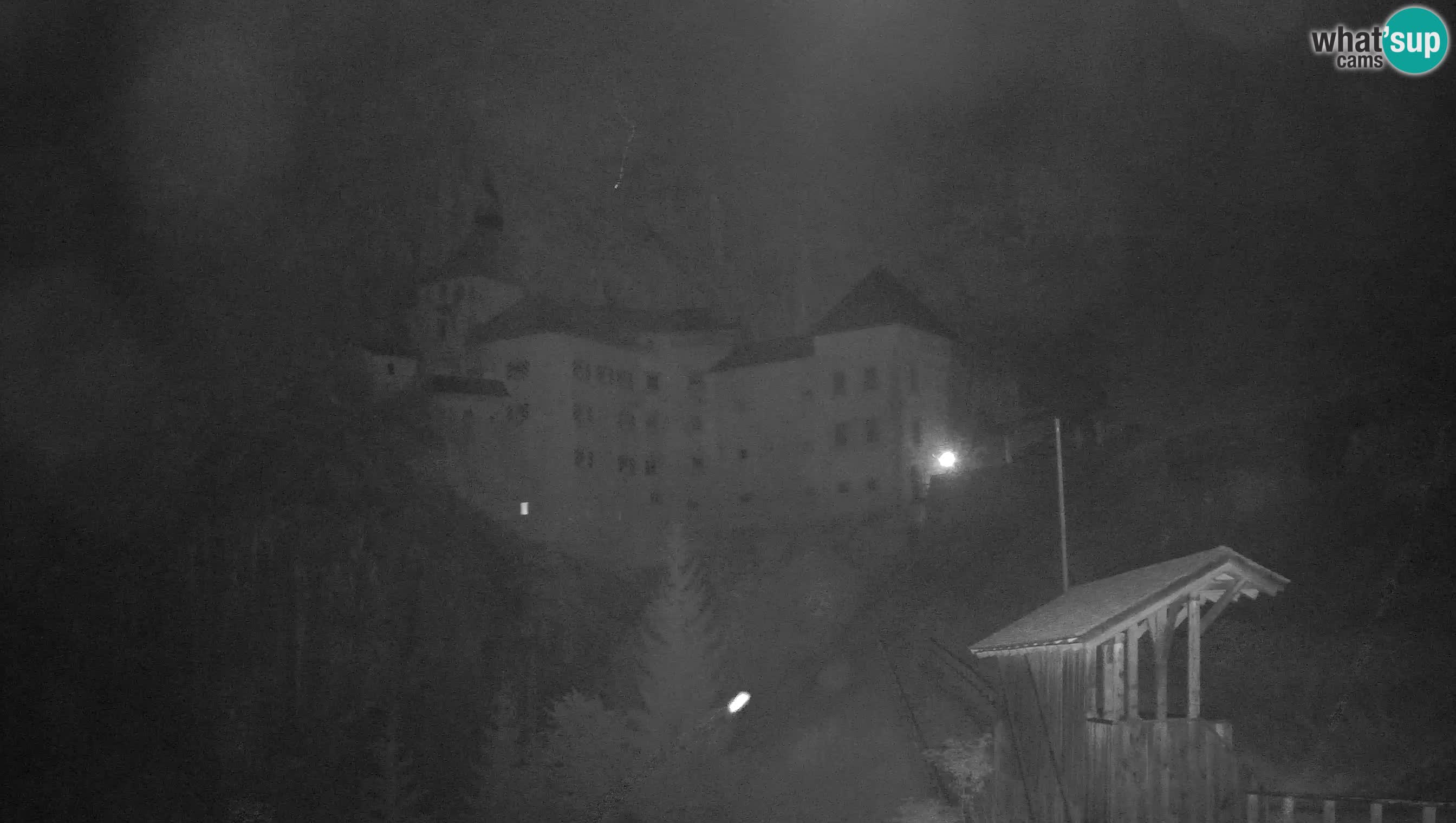 Live Webcam Grad Predjama – Château de Predjama – Postojna – Slovénie