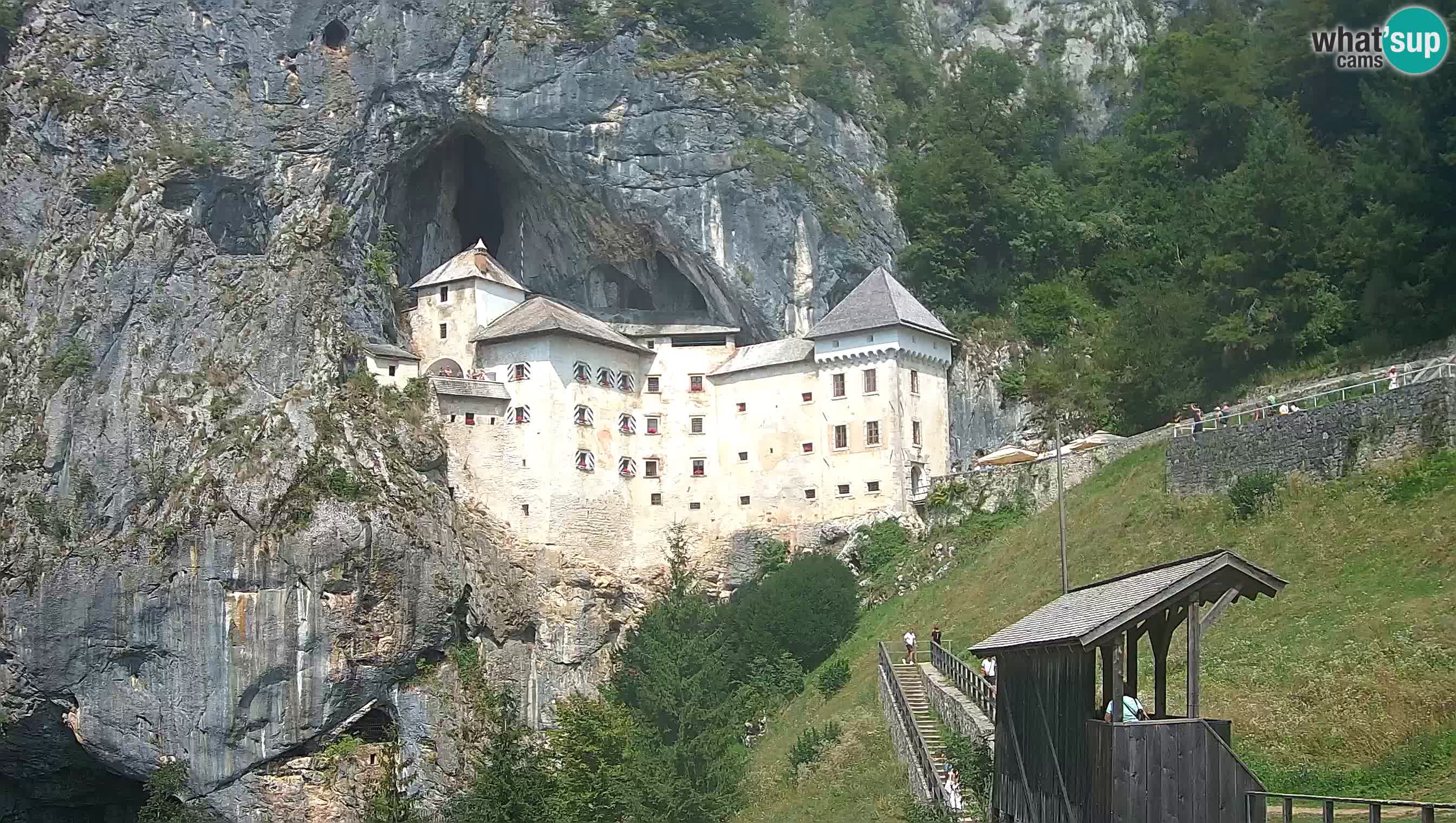 Web kamera Predjamski dvorac – Postojna – Slovenija