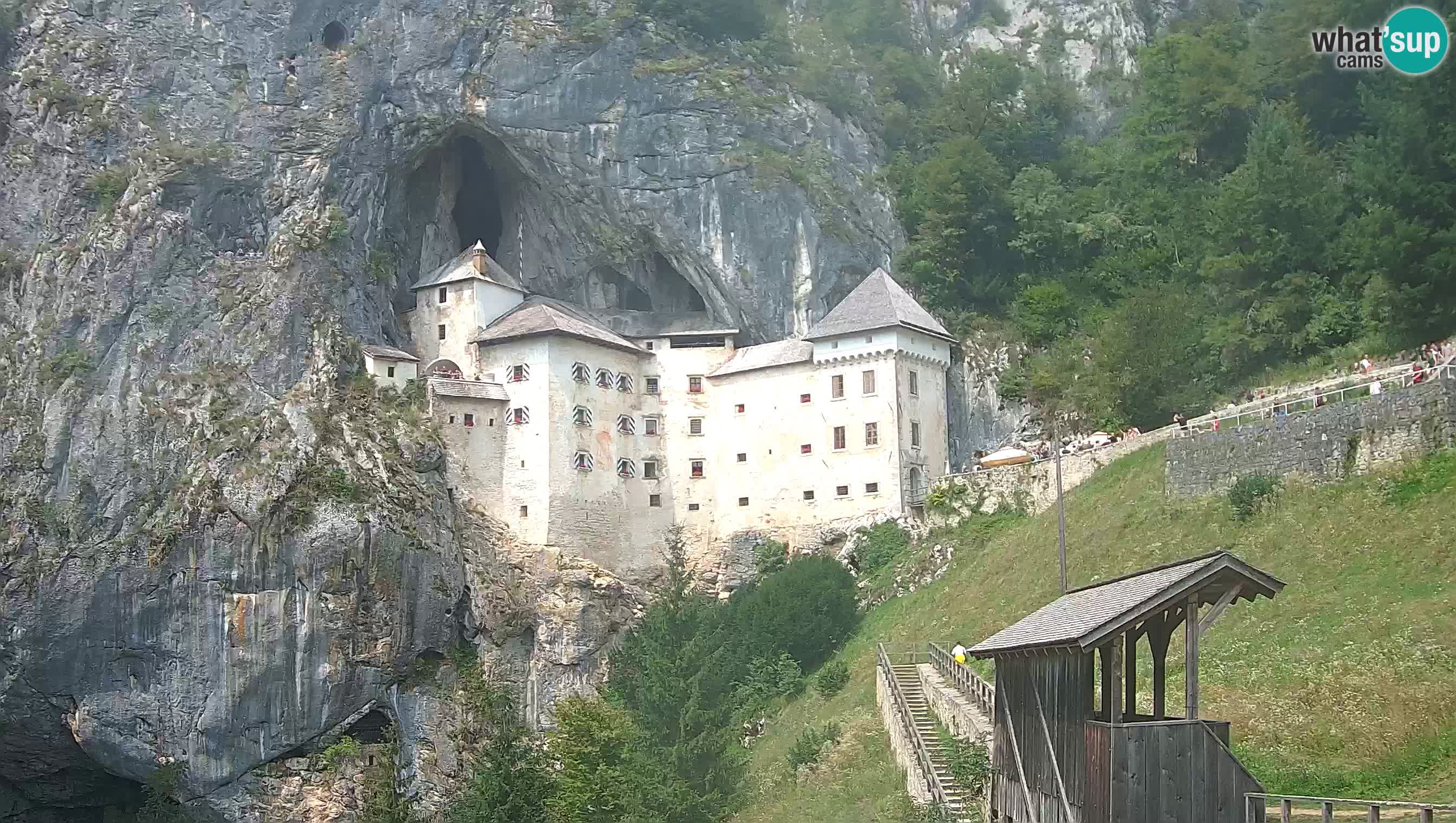 Web kamera Predjamski dvorac – Postojna – Slovenija