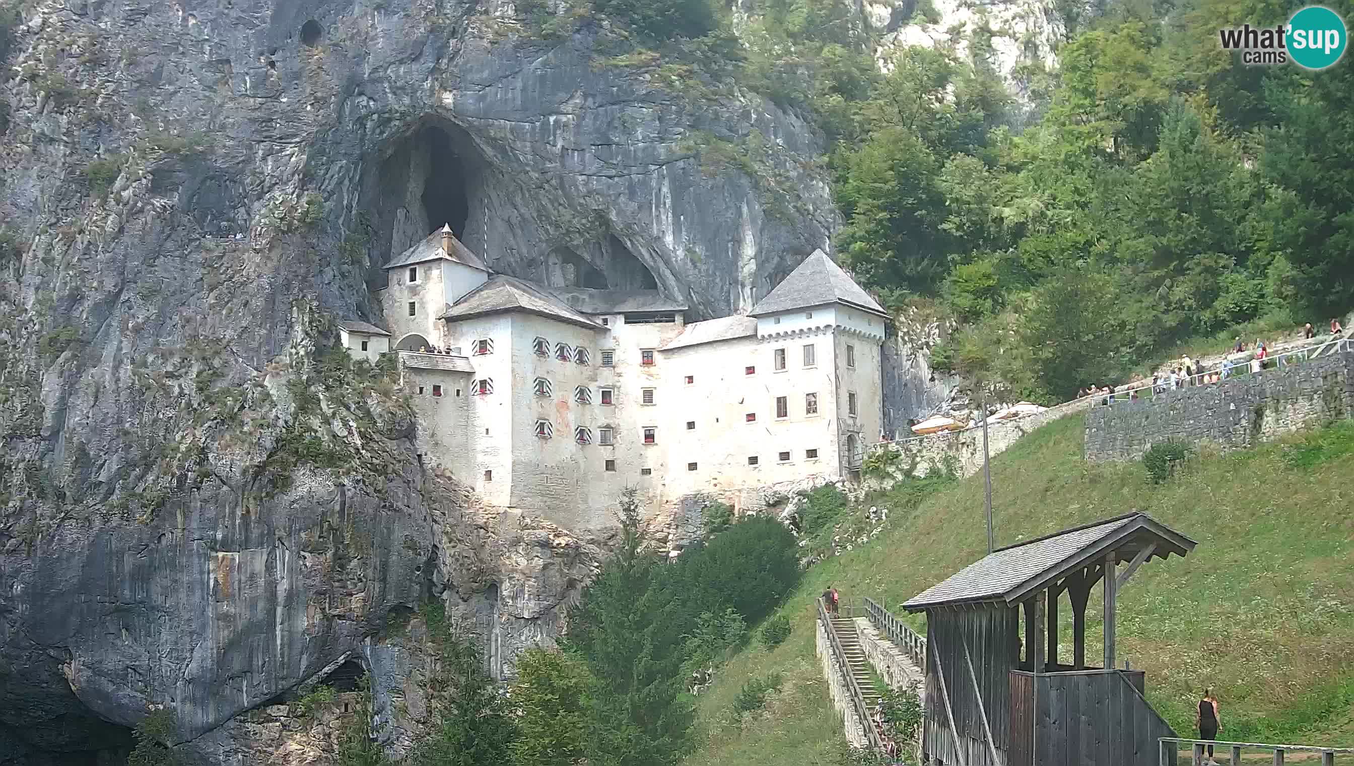 Live Webcam Predjamski grad – Predjama Castle – Postojna – Slovenia