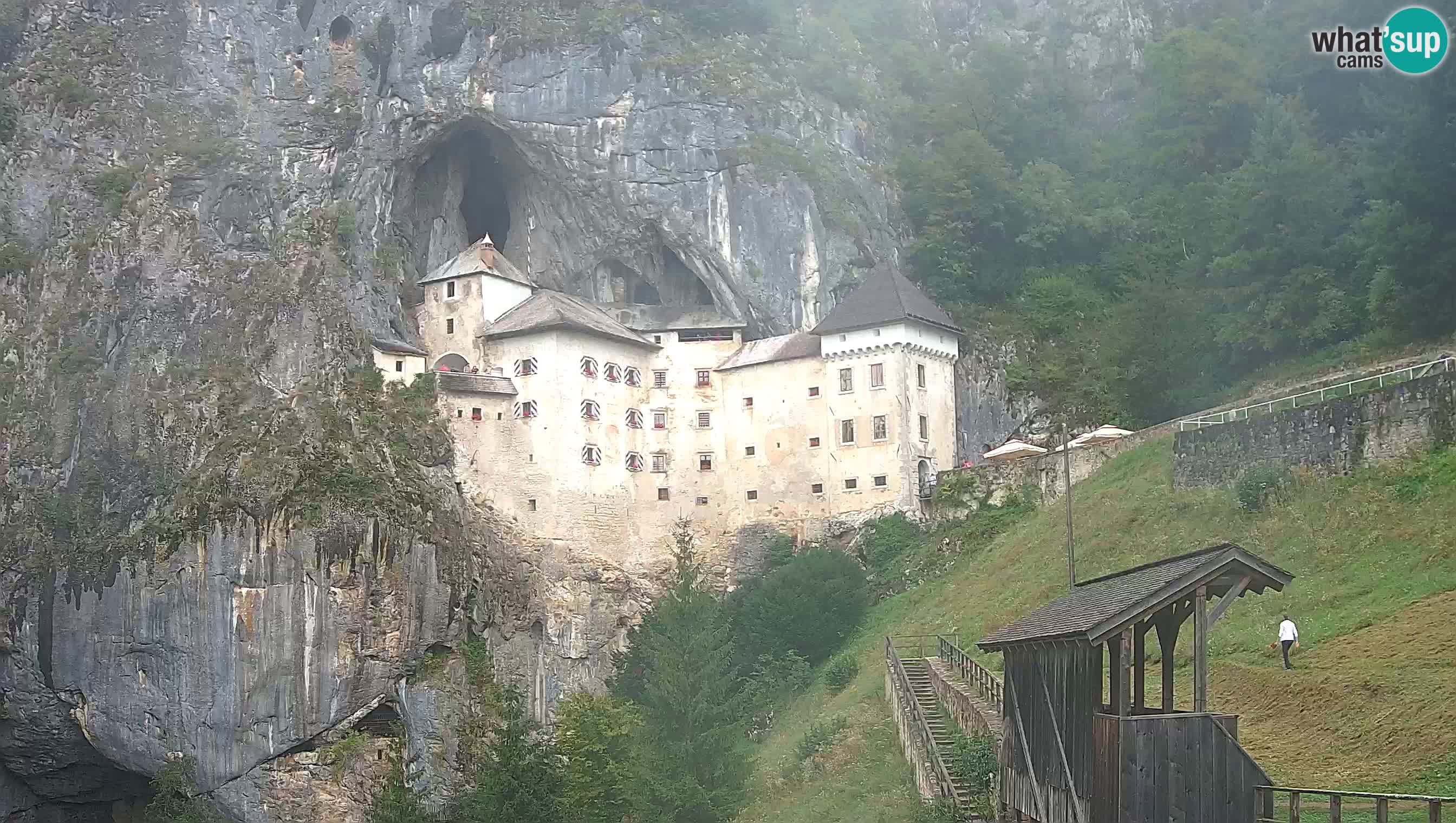 Web kamera Predjamski dvorac – Postojna – Slovenija
