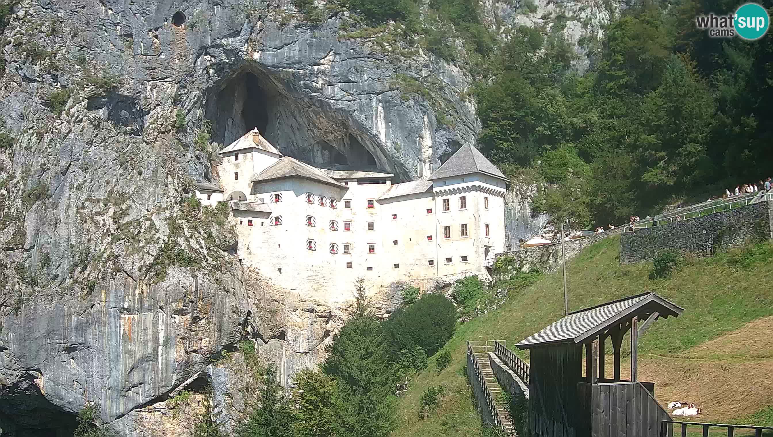 Live Webcam Höhlenburg Predjama – Postojna – Slowenien