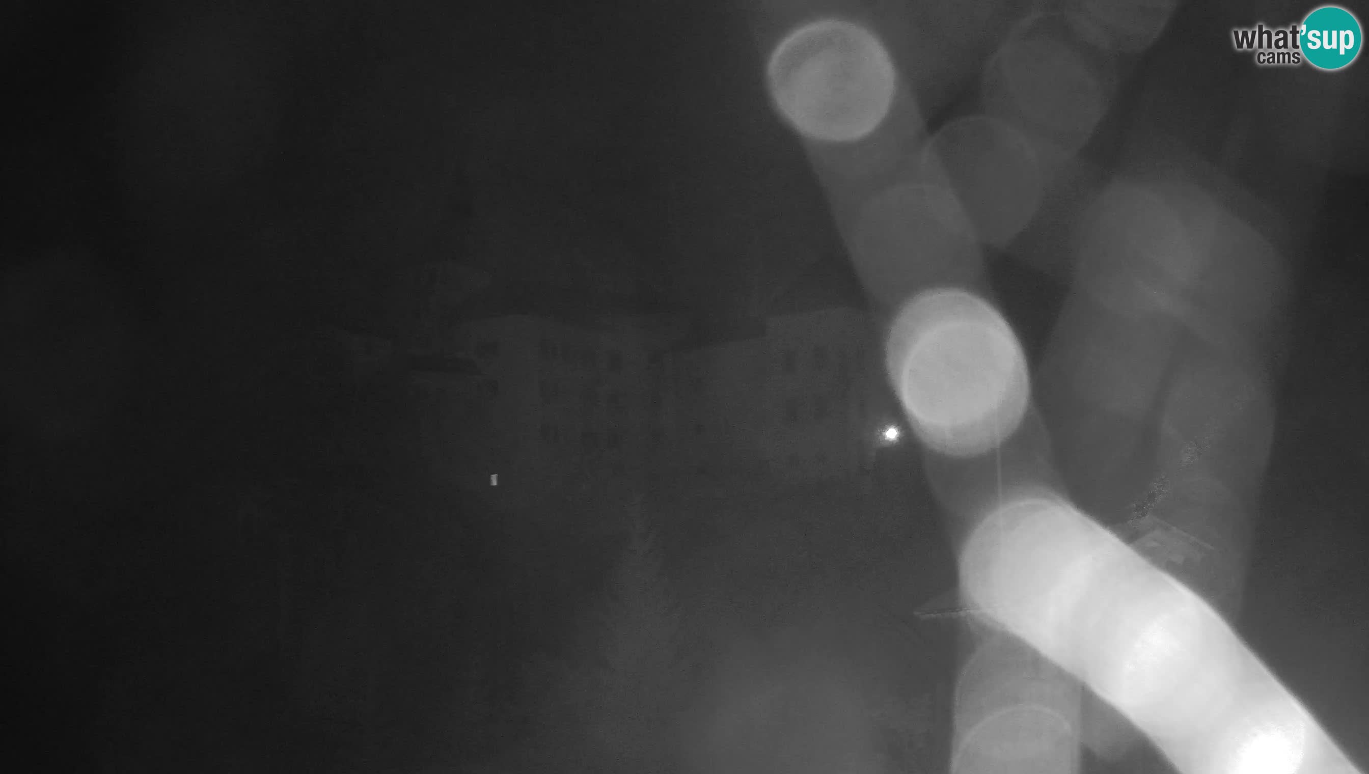 Live Webcam Grad Predjama – Château de Predjama – Postojna – Slovénie