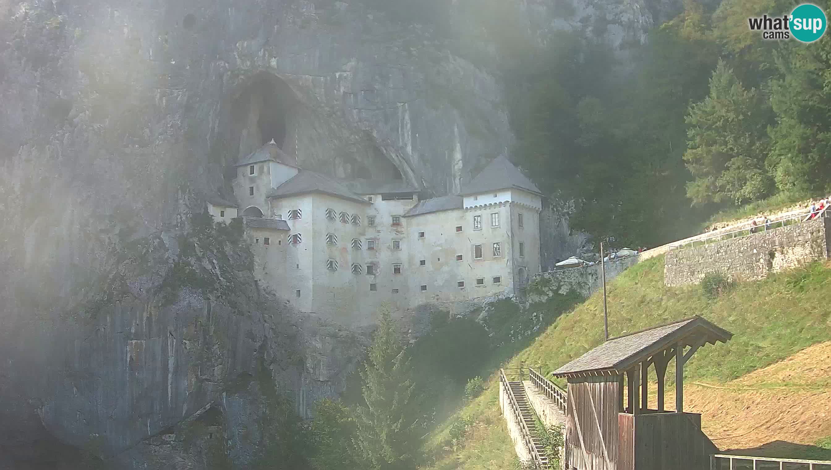 Camera en vivo Castillo de Predjama – Postojna – Eslovenia