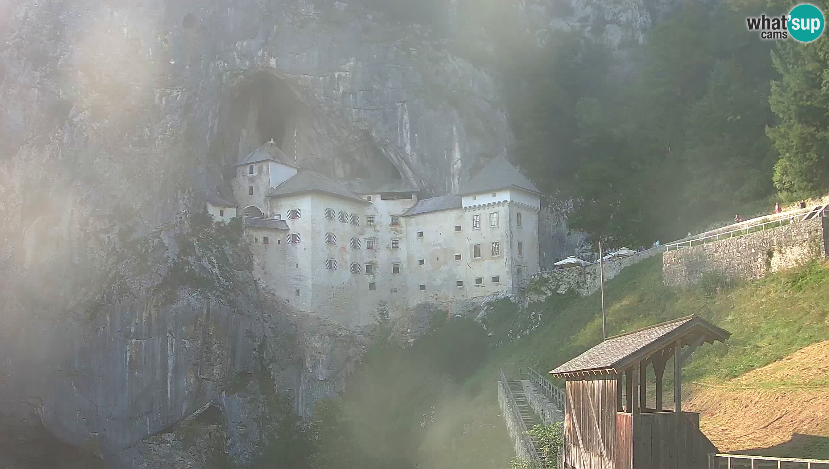 Camera en vivo Castillo de Predjama – Postojna – Eslovenia