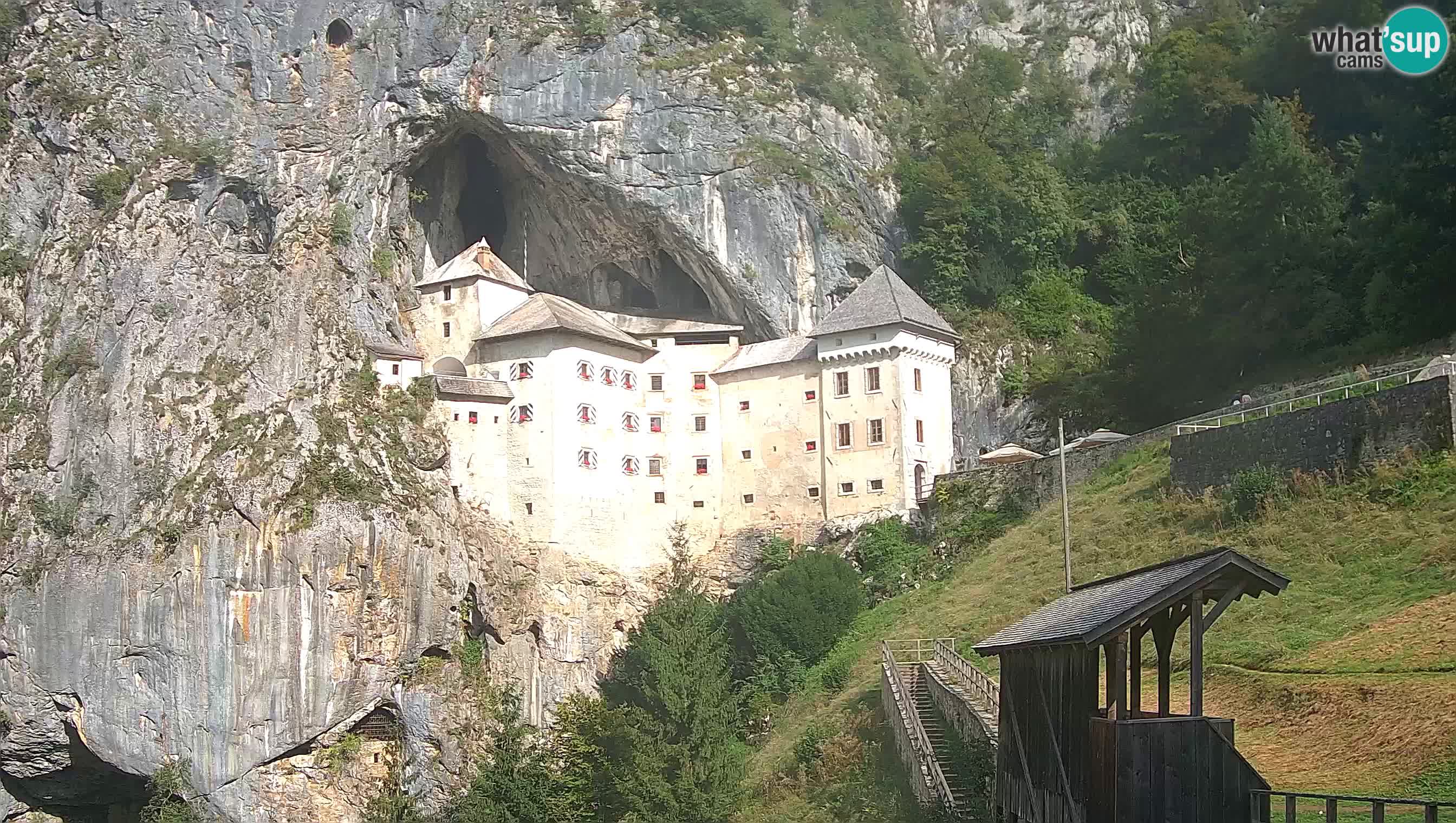 Web kamera Predjamski dvorac – Postojna – Slovenija
