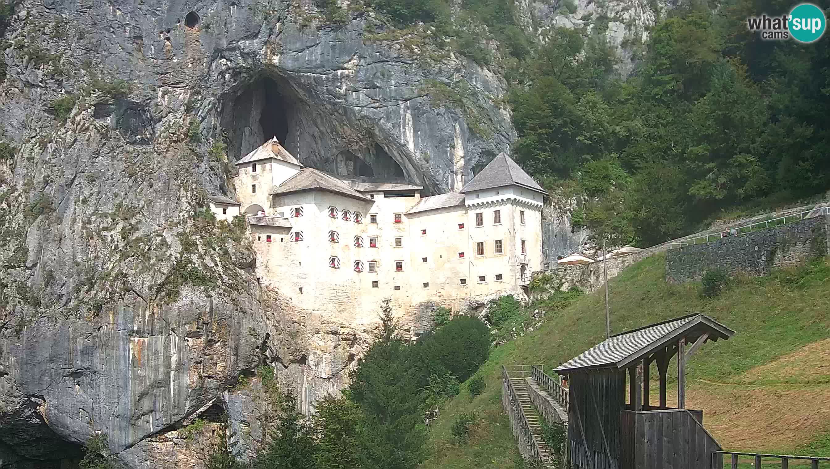 Web kamera Predjamski dvorac – Postojna – Slovenija