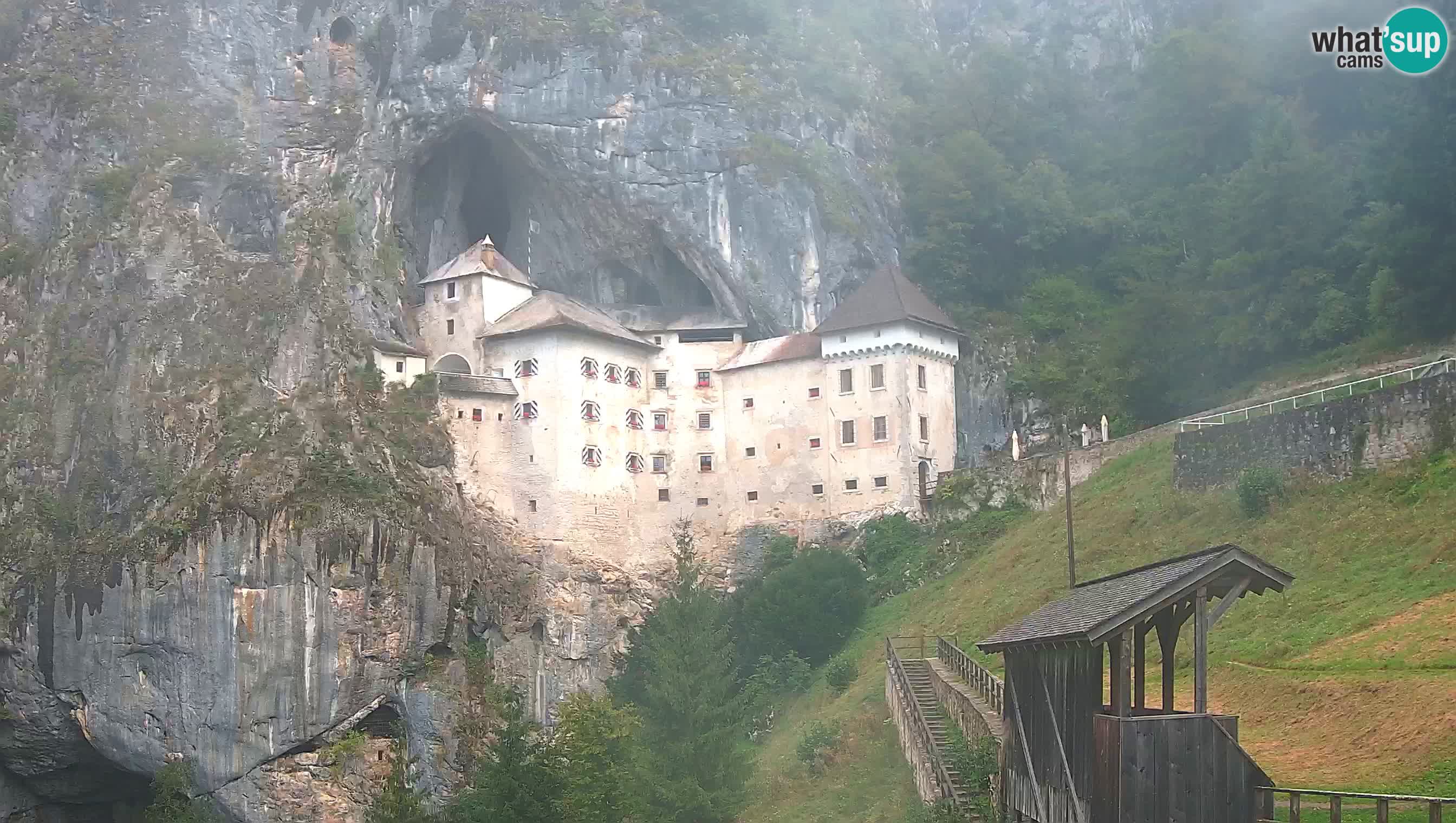 Live Webcam Castello di Predjama – Postumia – Slovenia