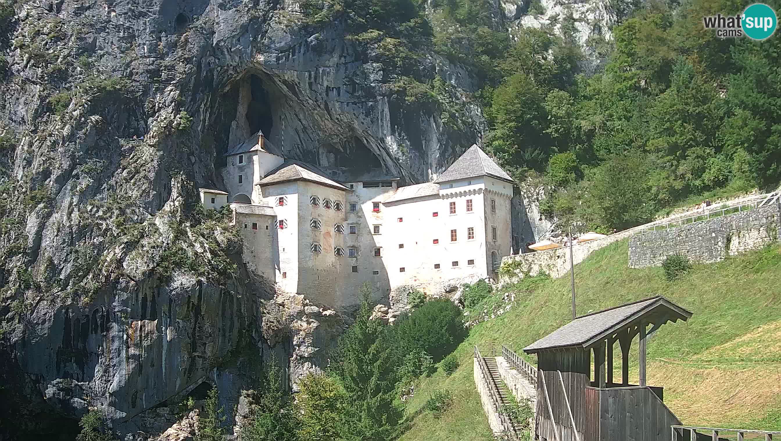 Live Webcam Castello di Predjama – Postumia – Slovenia
