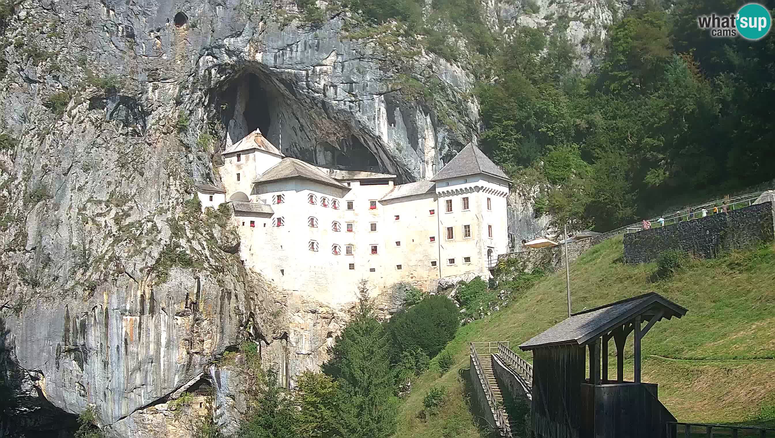 Live Webcam Predjamski grad – Predjama Castle – Postojna – Slovenia