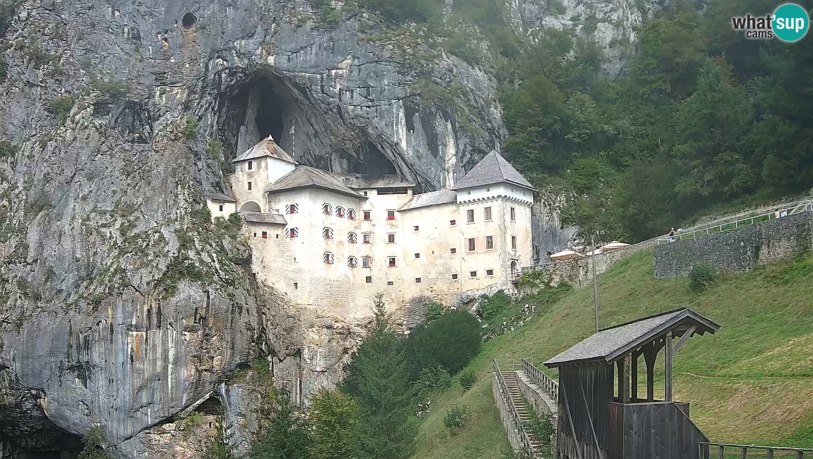 Live Webcam Höhlenburg Predjama – Postojna – Slowenien