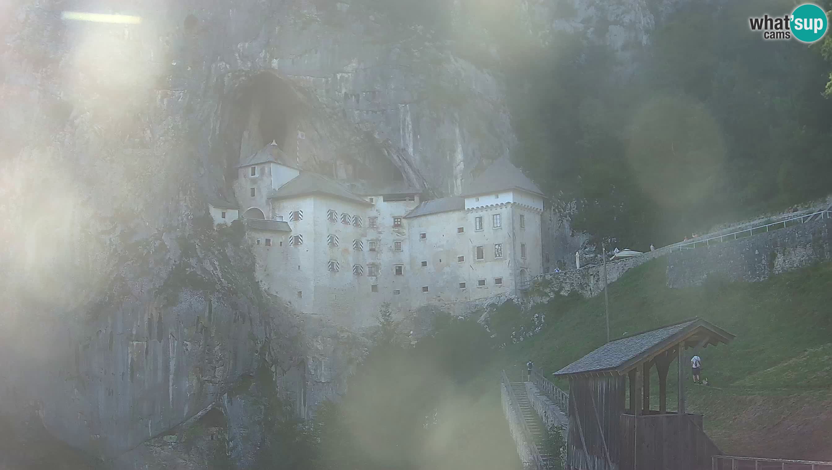 Live Webcam Predjamski grad – Predjama Castle – Postojna – Slovenia