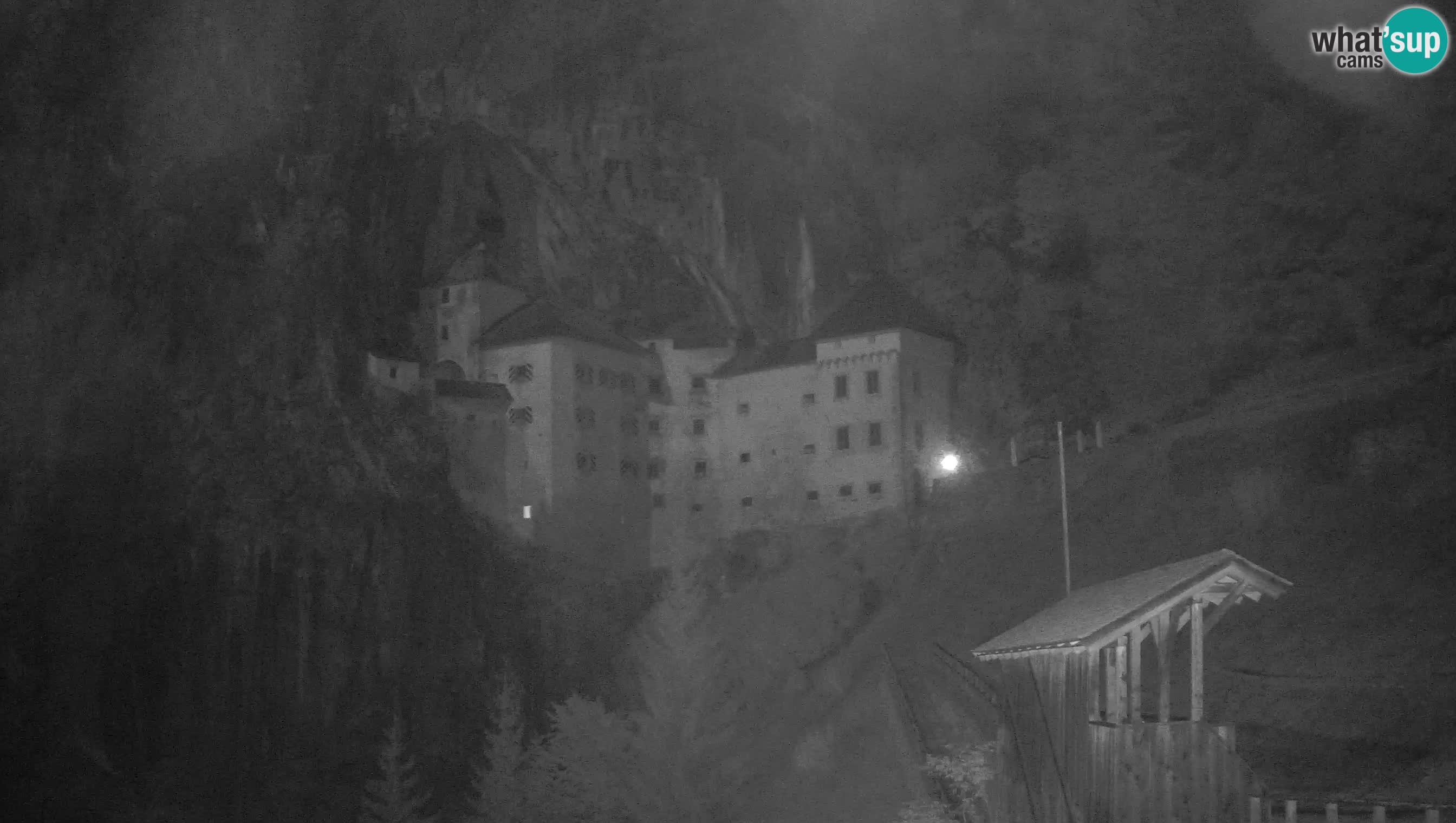Live Webcam Höhlenburg Predjama – Postojna – Slowenien