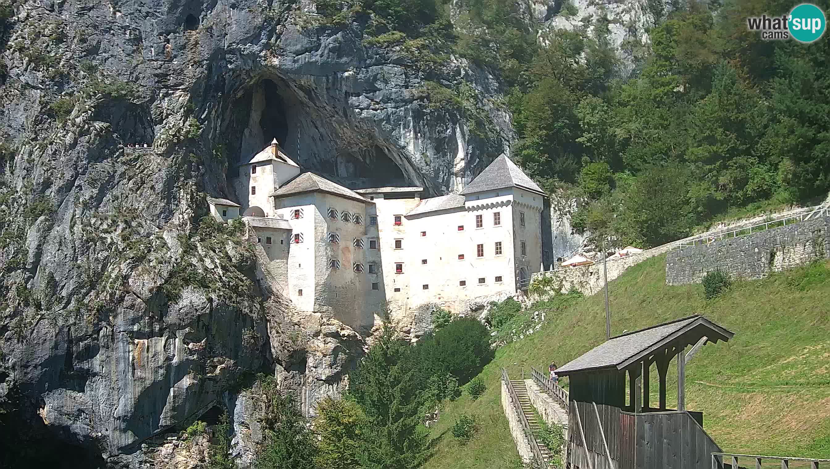 Live Webcam Höhlenburg Predjama – Postojna – Slowenien